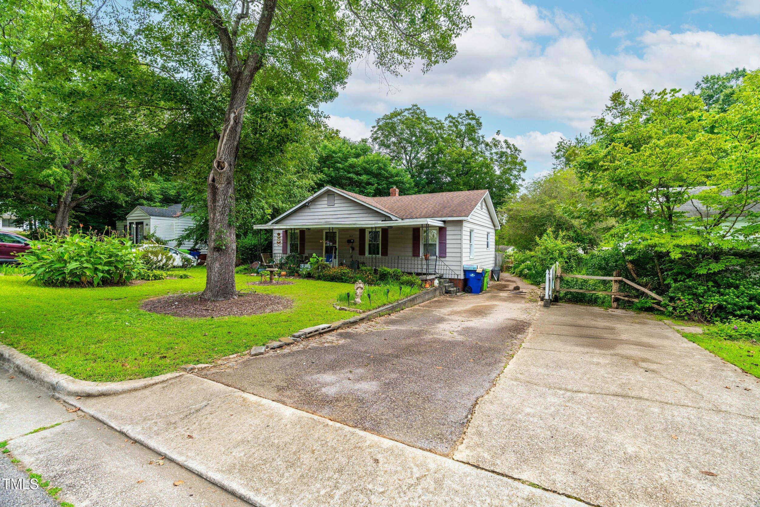 1317 Curfman Street Property Photo 6