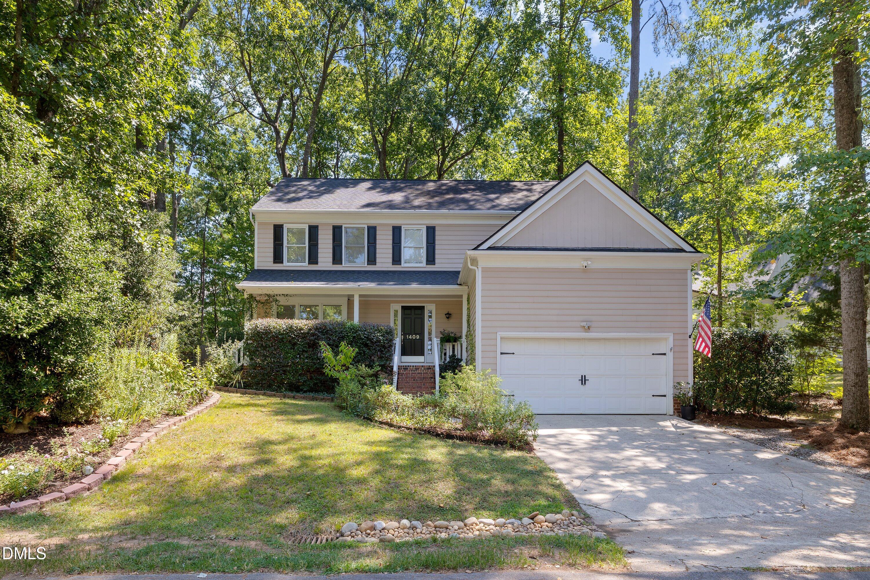 1409 Bridgeport Drive Property Photo 2