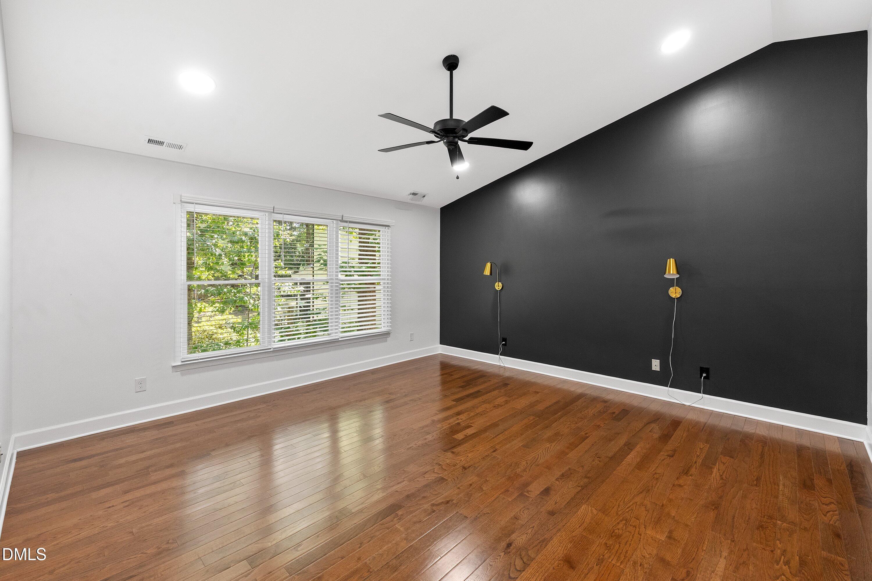 1409 Bridgeport Drive Property Photo 20