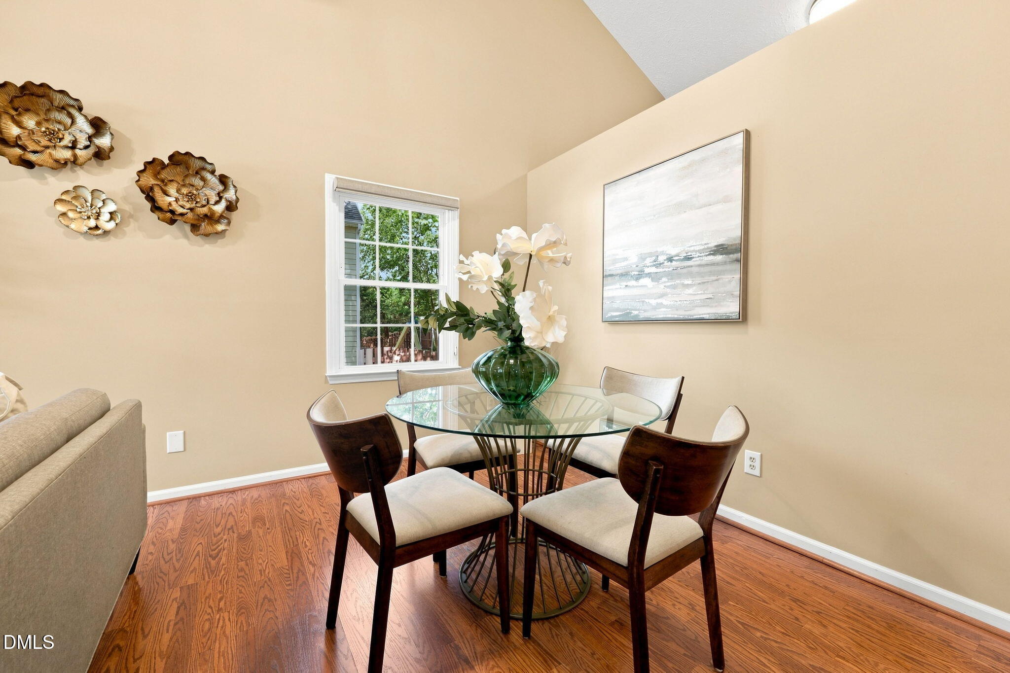5 Wavecrest Court Property Photo 9