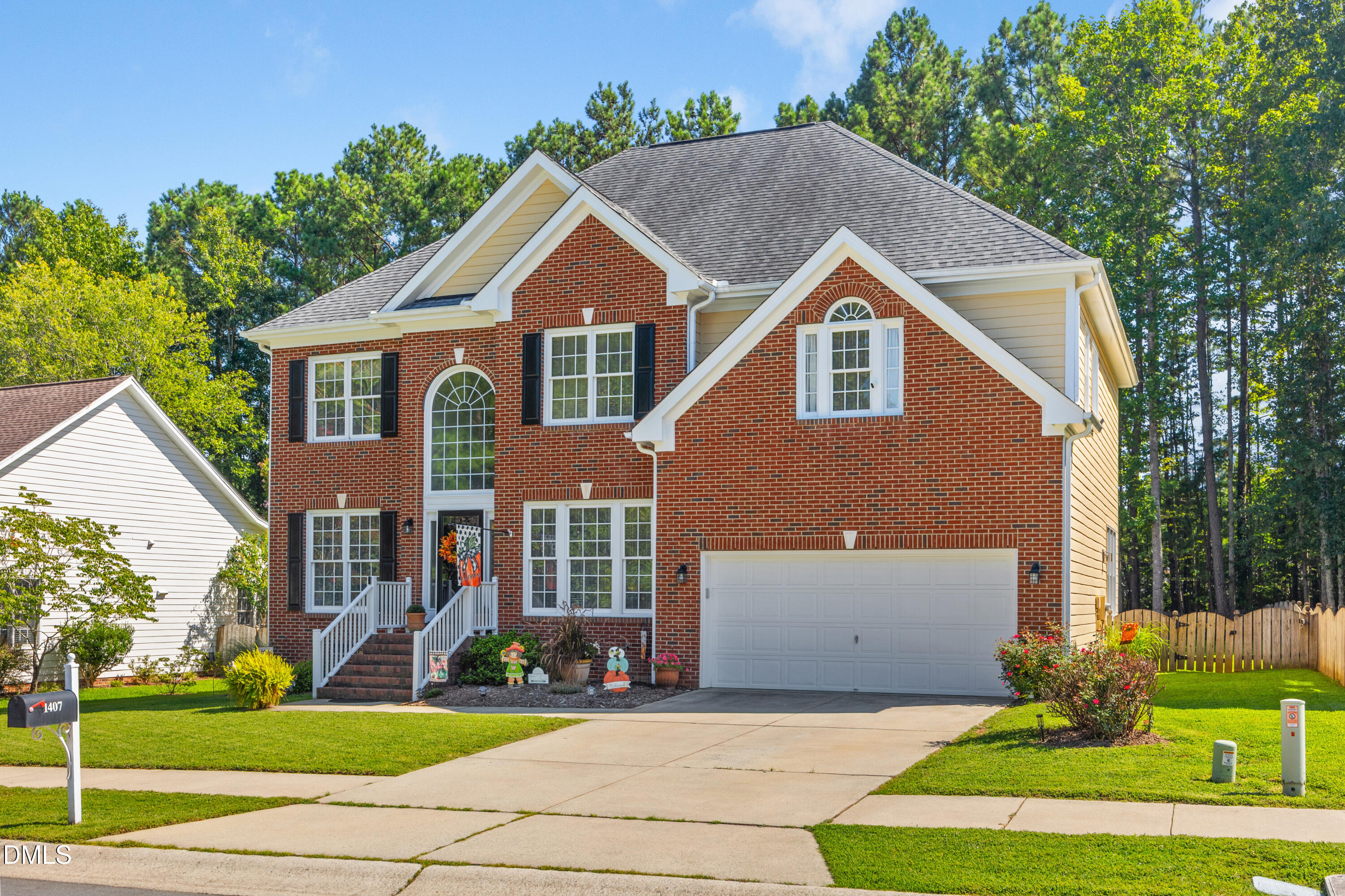 1407 Autumn Ridge Drive Property Photo 2
