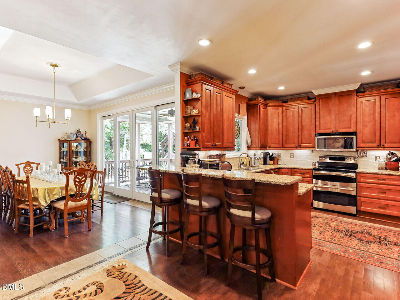 1012 Hadrian Drive Property Photo 10