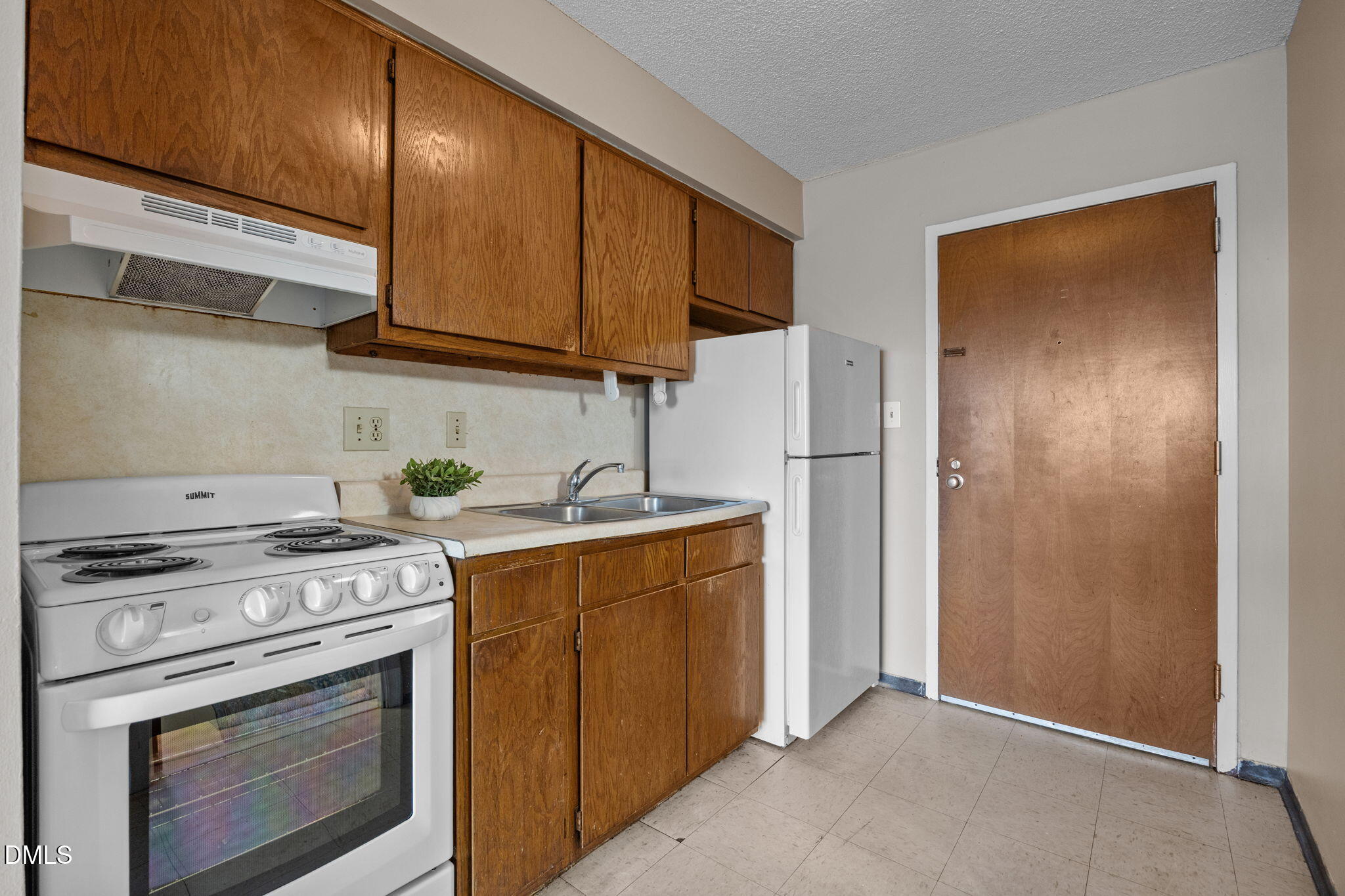 4700 Westgrove Street 709 Property Photo 6