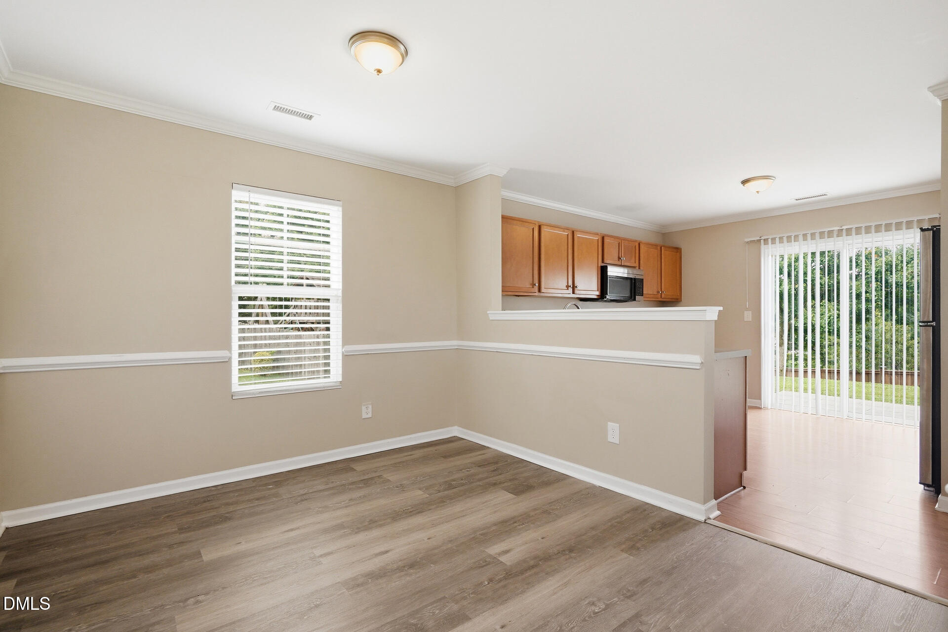 4510 Charismatic Drive Property Photo 4