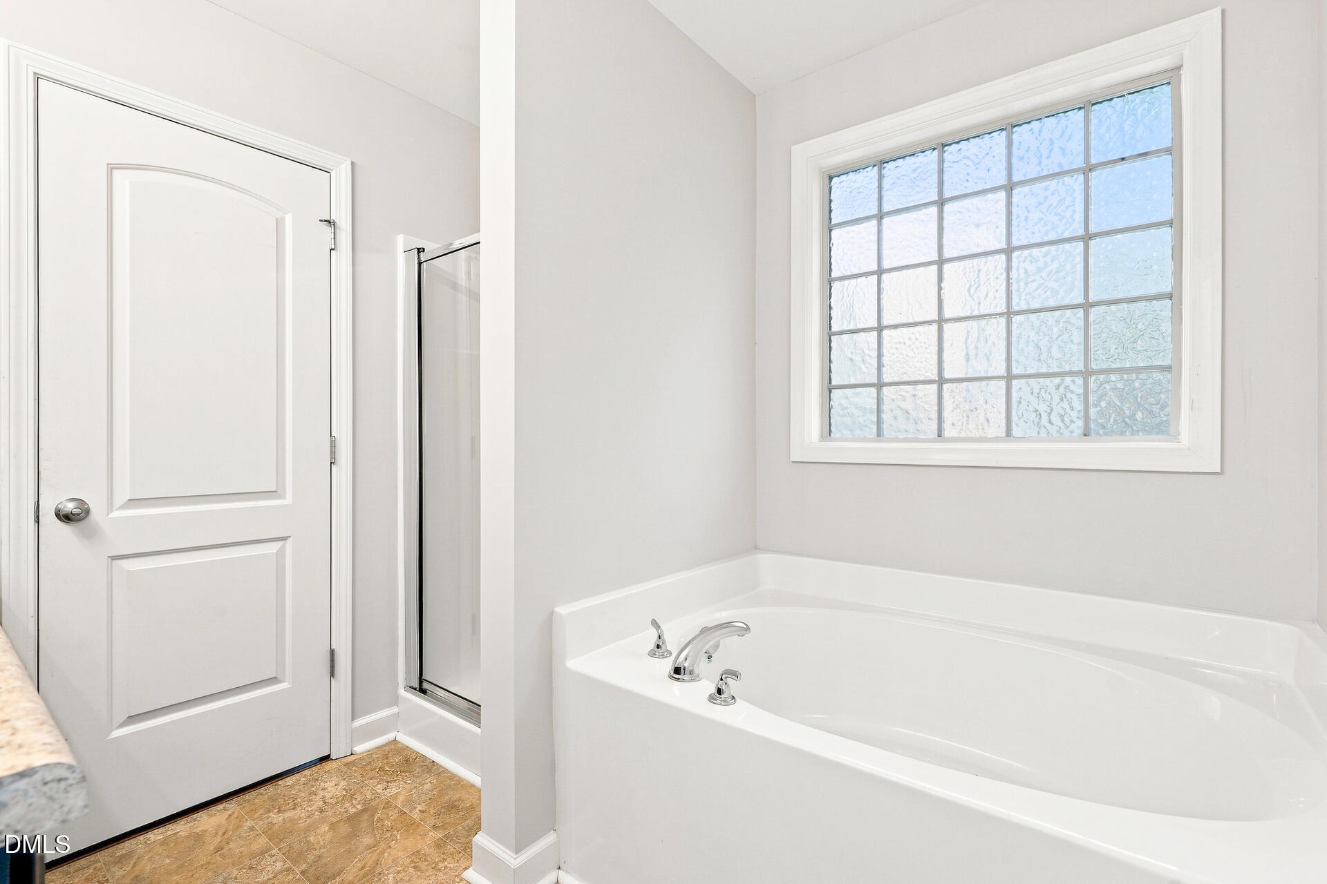 1216 Braemar Highland Drive Property Photo 5