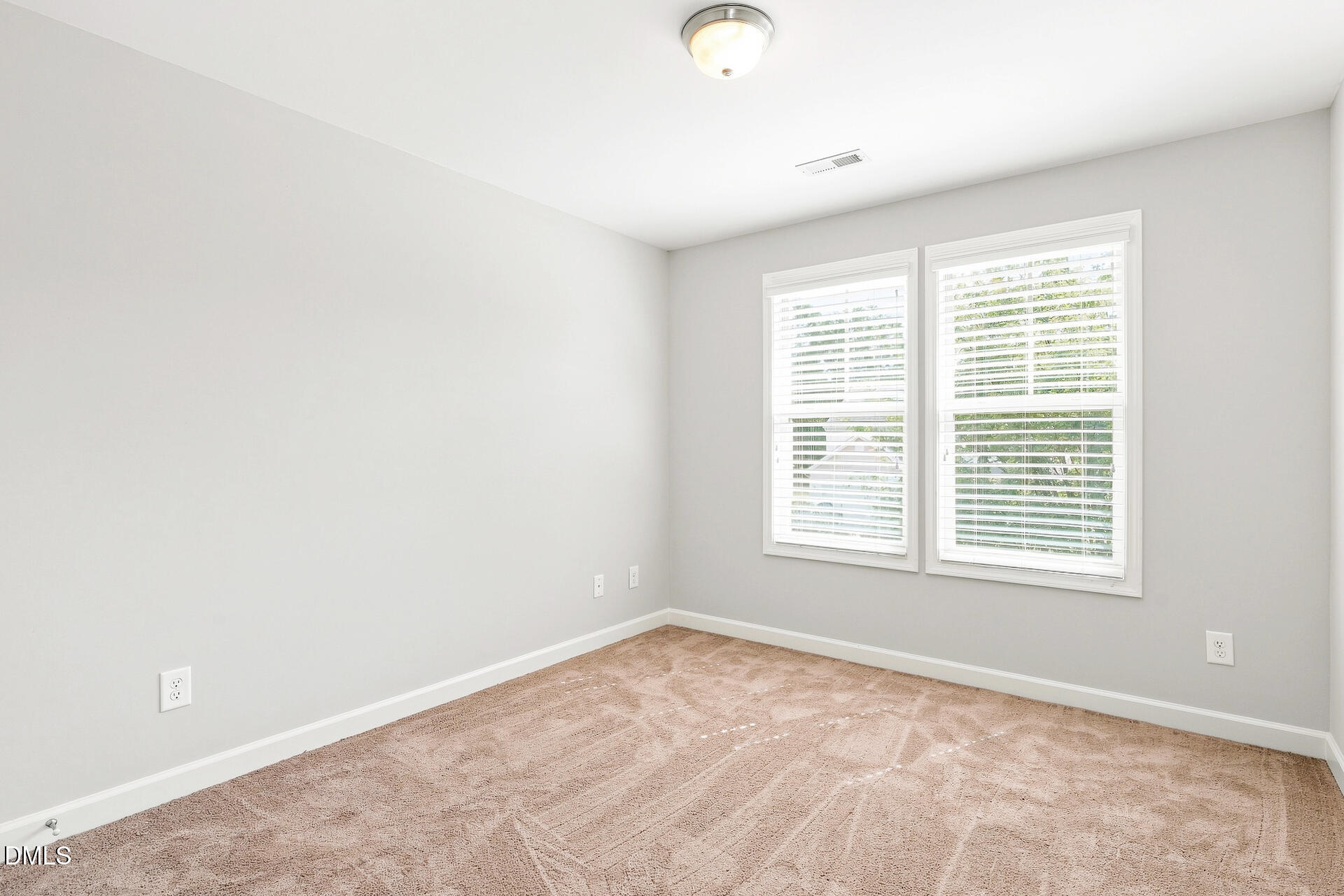 1216 Braemar Highland Drive Property Photo 7