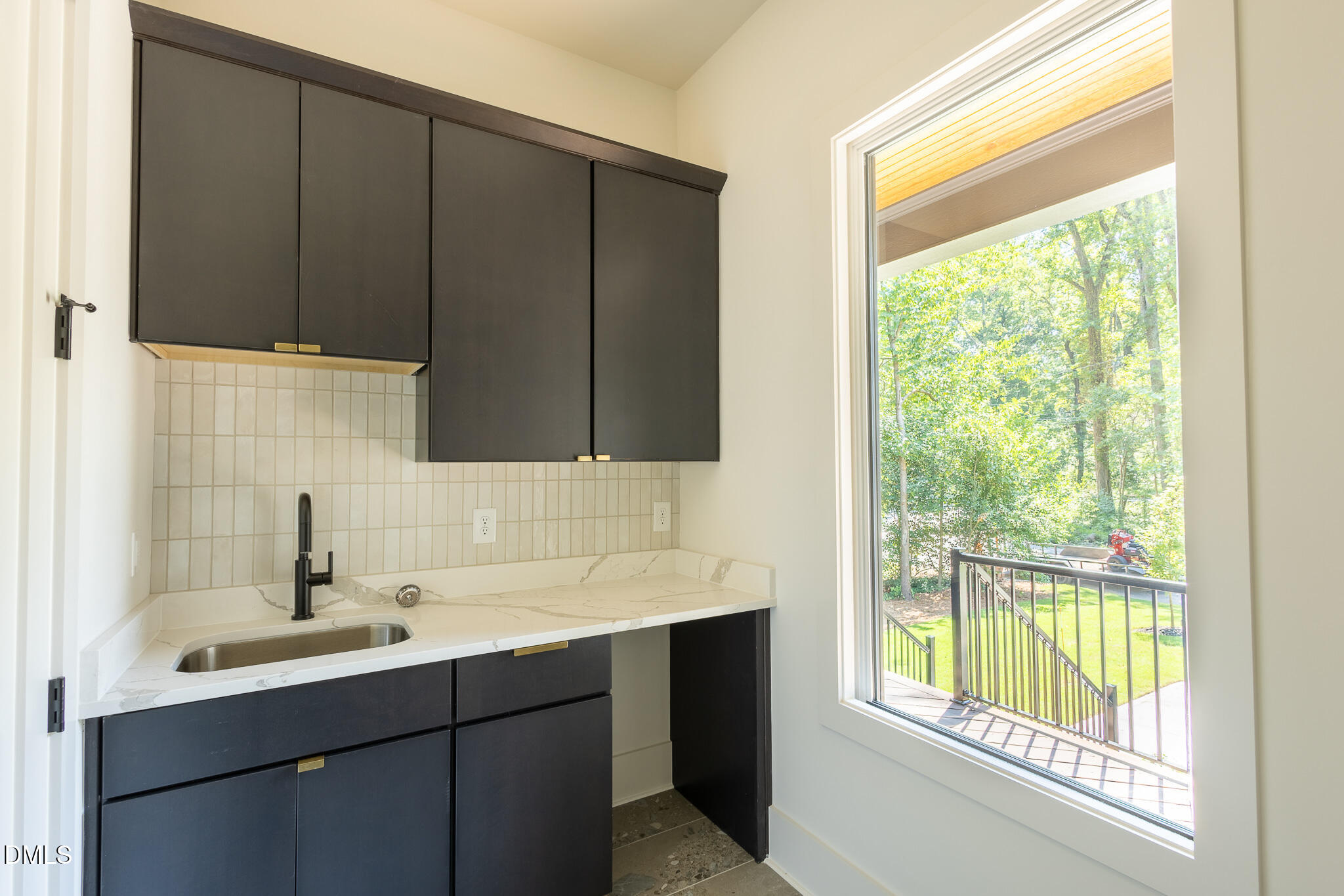 1004 Sycamore Street Property Photo 24