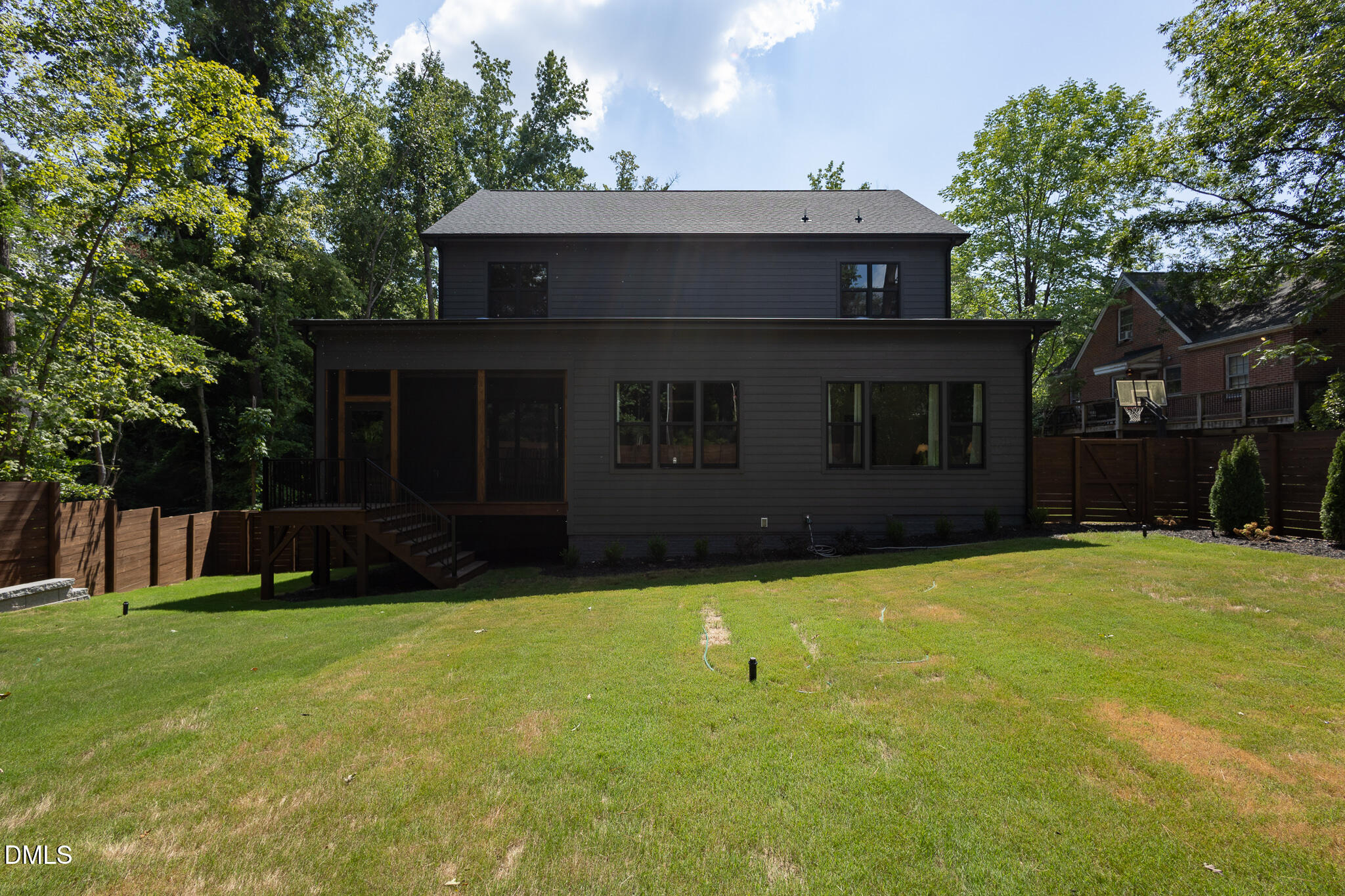 1004 Sycamore Street Property Photo 47