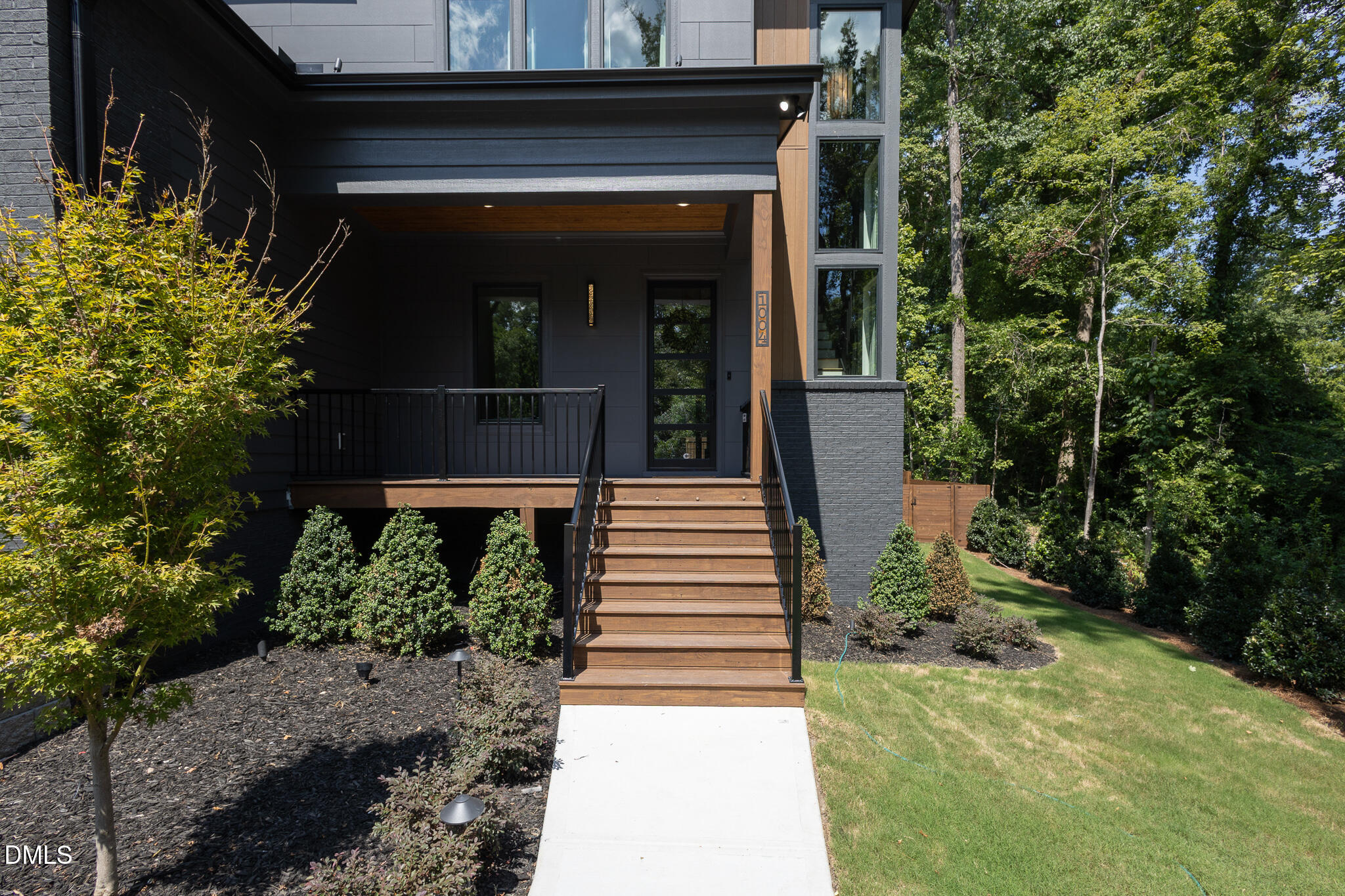 1004 Sycamore Street Property Photo 51