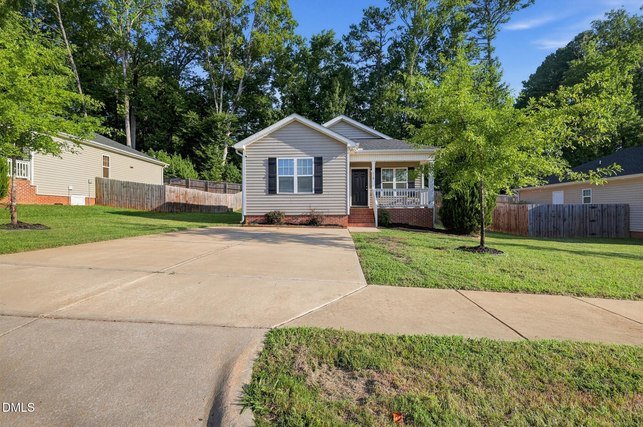 118 Volunteer Street Property Photo 2