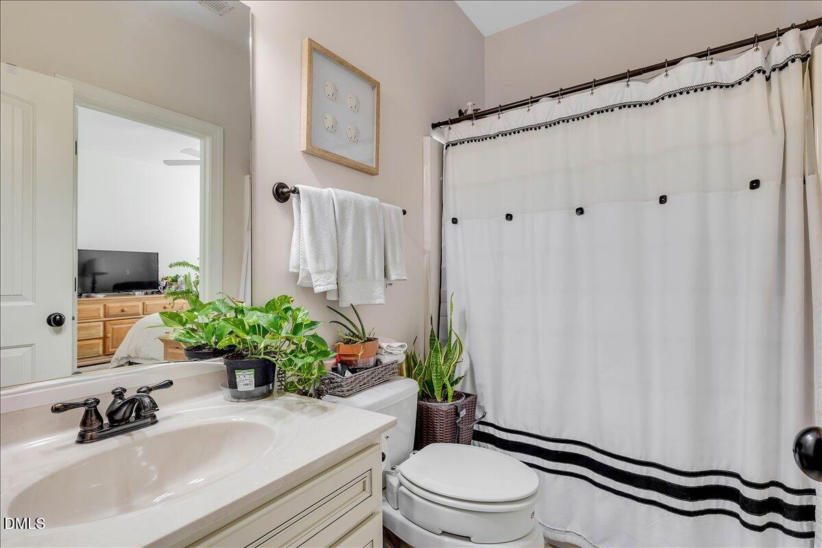 1129 Hollymont Drive Property Photo 25