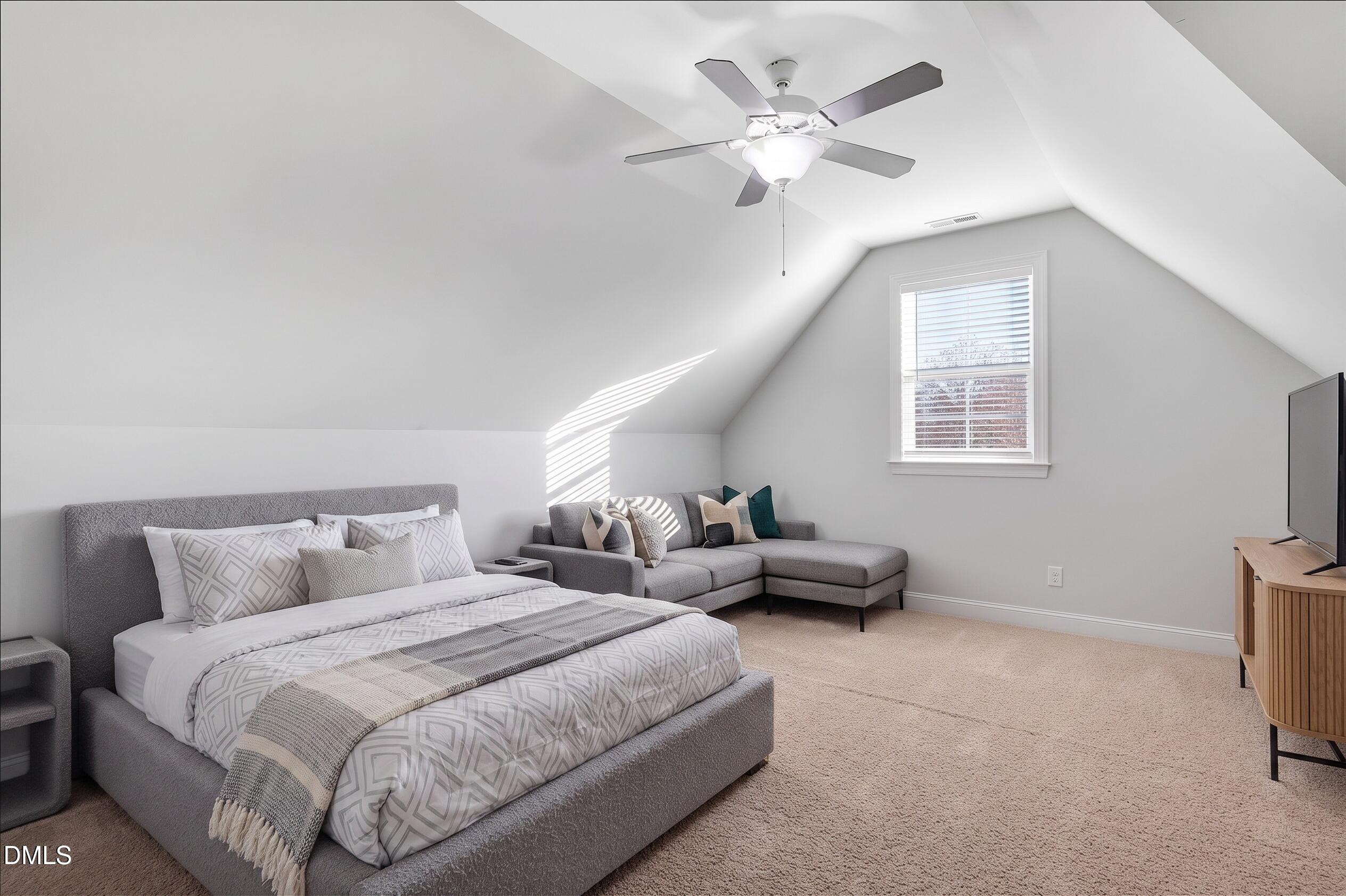 1129 Hollymont Drive Property Photo 27