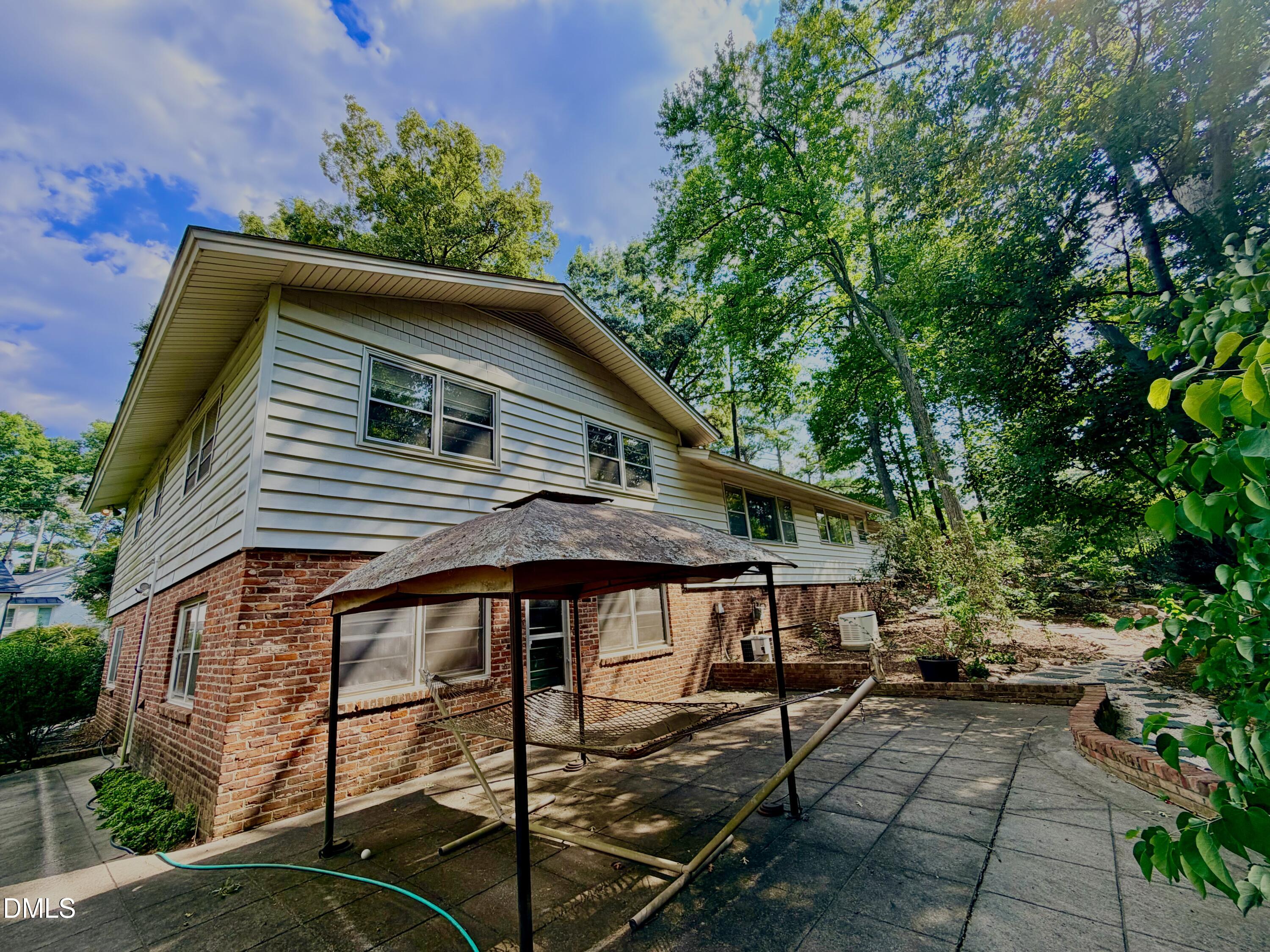 1200 Glen Eden Drive Property Photo 2