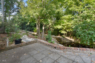 1200 Glen Eden Drive Property Photo 4