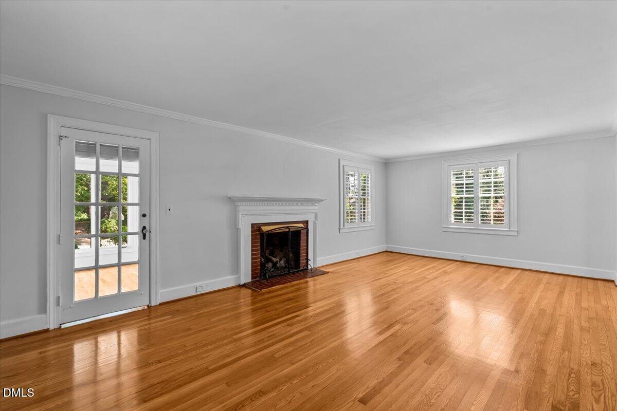 2702 Augusta Drive Property Photo 6