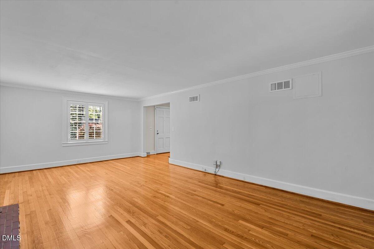 2702 Augusta Drive Property Photo 10