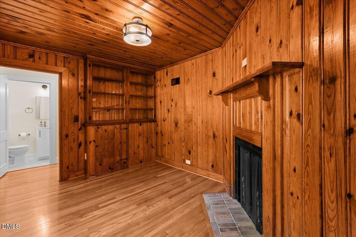 2702 Augusta Drive Property Photo 24