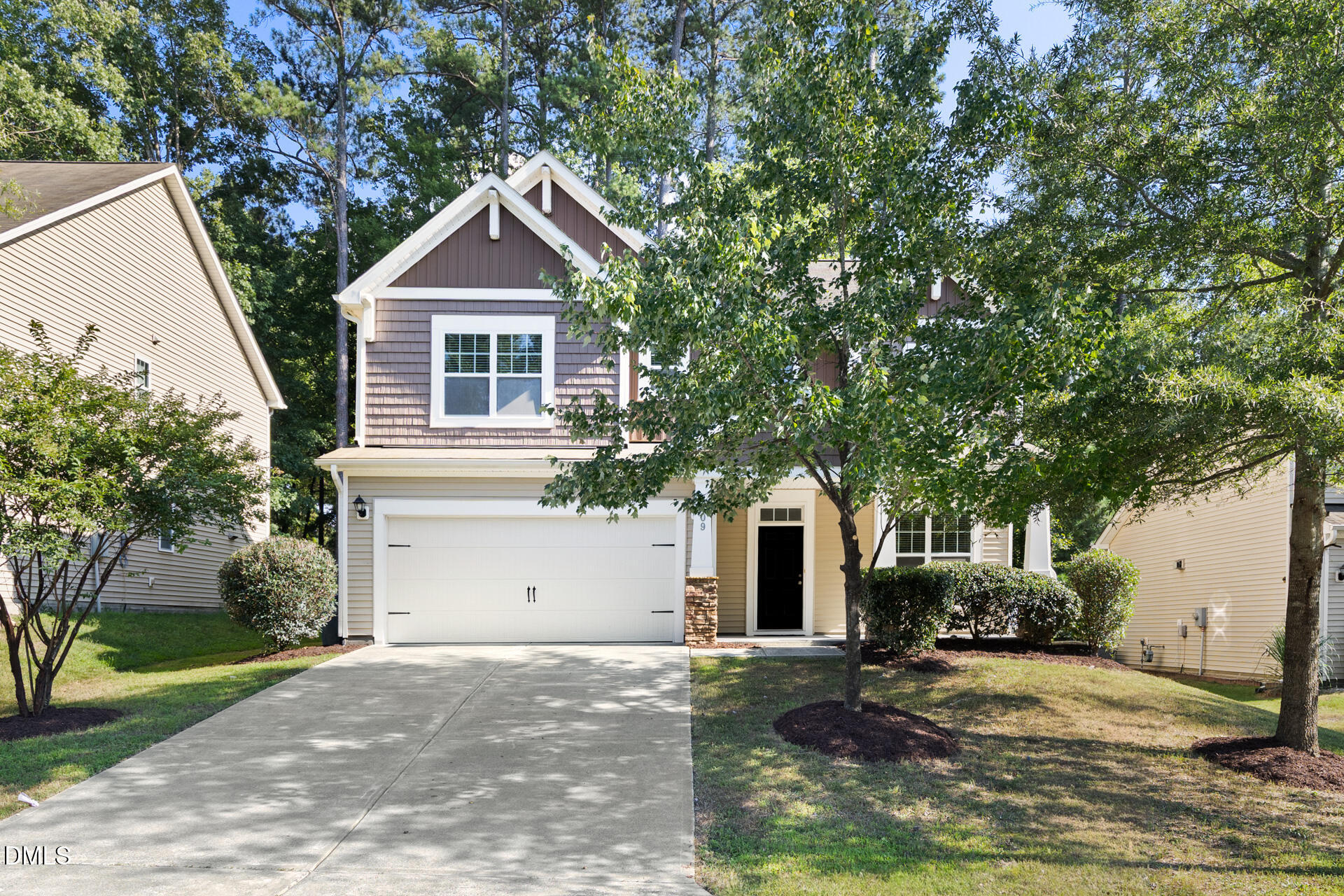 809 Briana Drive Property Photo 2