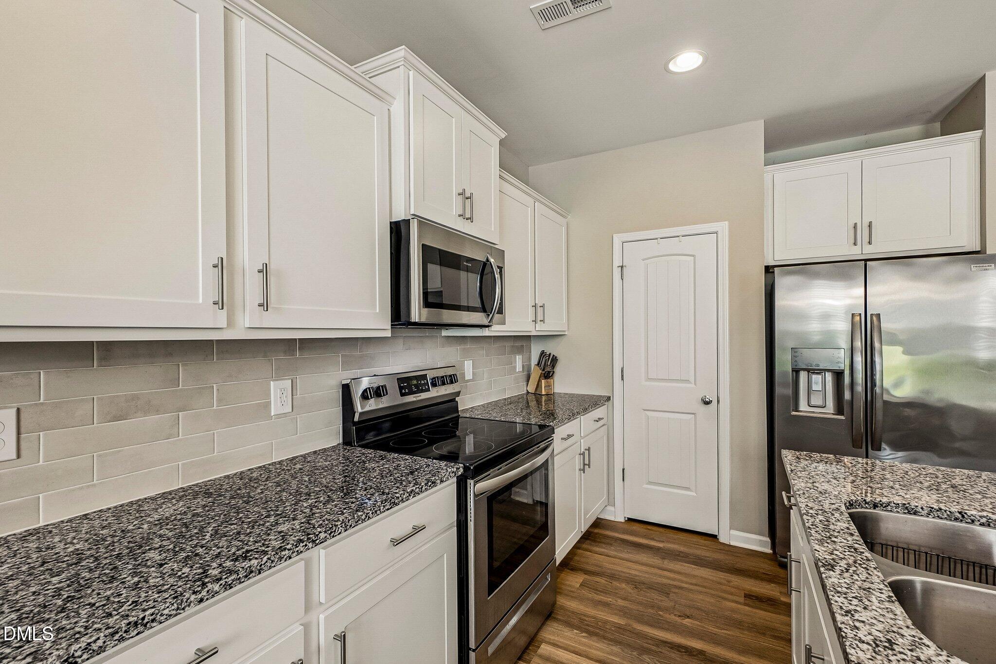 22 Matrix Court Property Photo 8