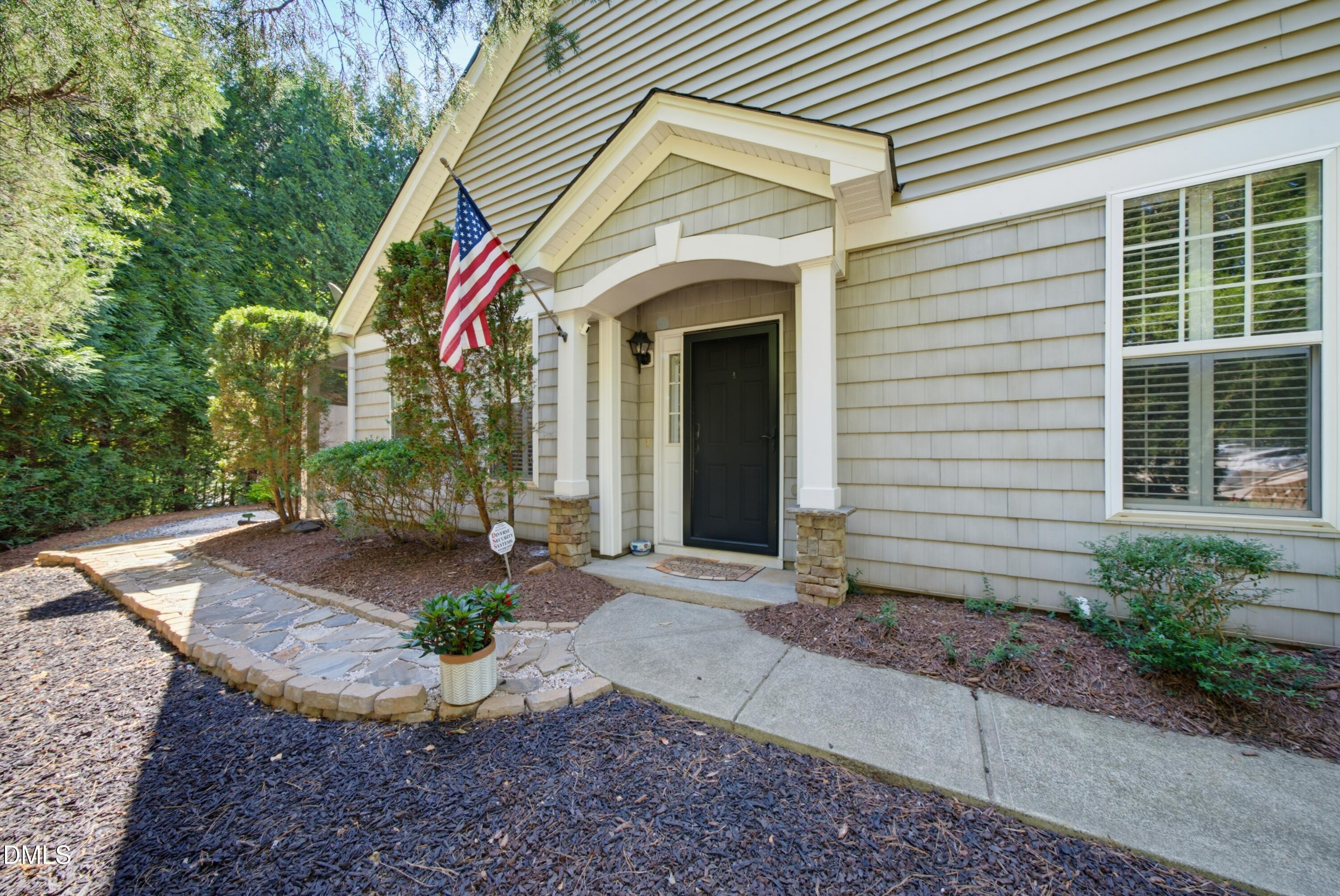 9736 Renfield Drive Property Photo 8