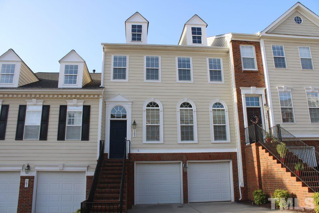 303 Kirkeenan Circle Property Photo 2