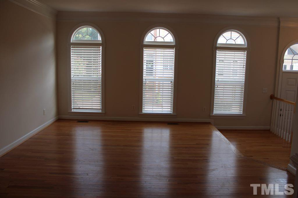 303 Kirkeenan Circle Property Photo 3