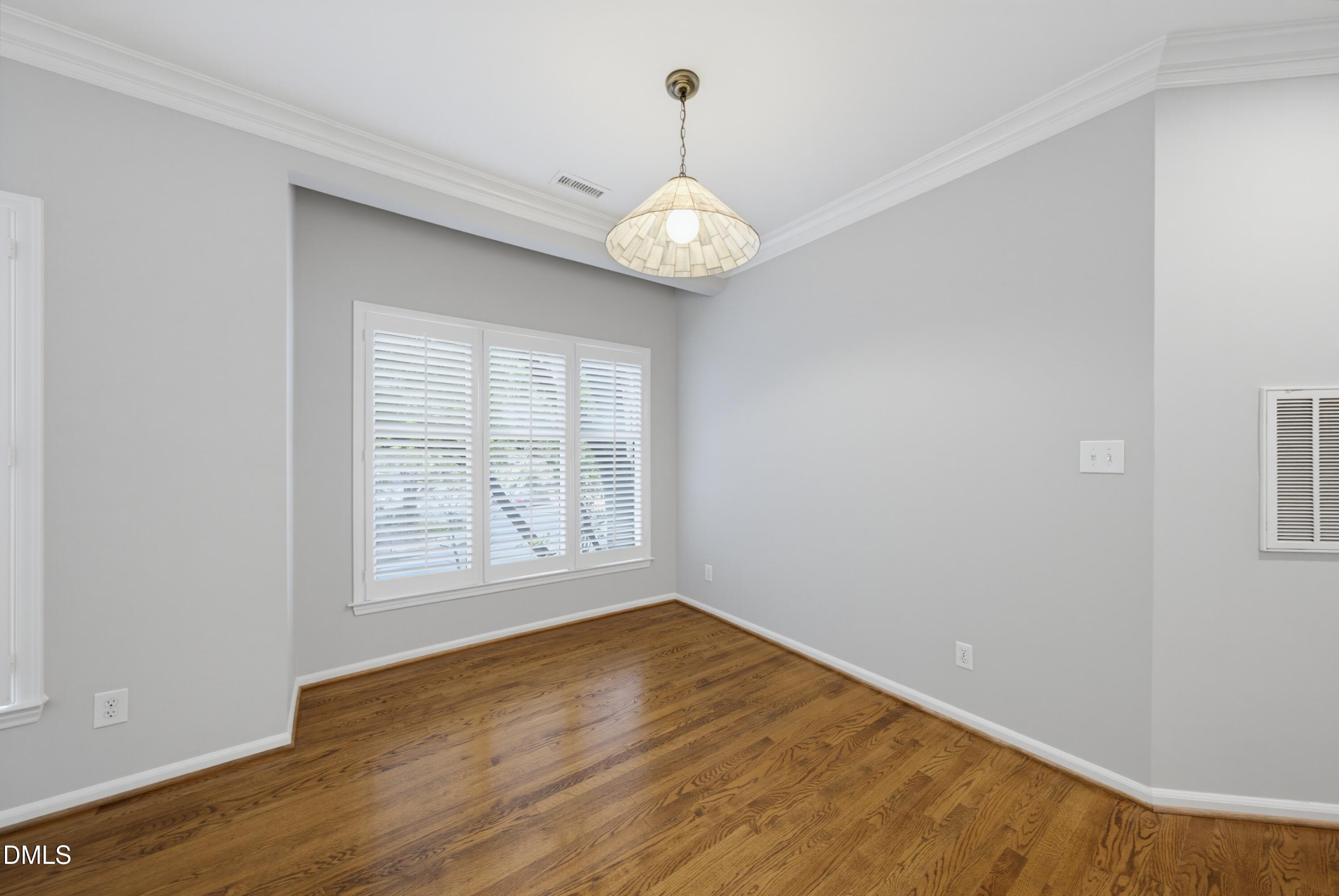 761 Bishops Park Drive 201 Property Photo 17