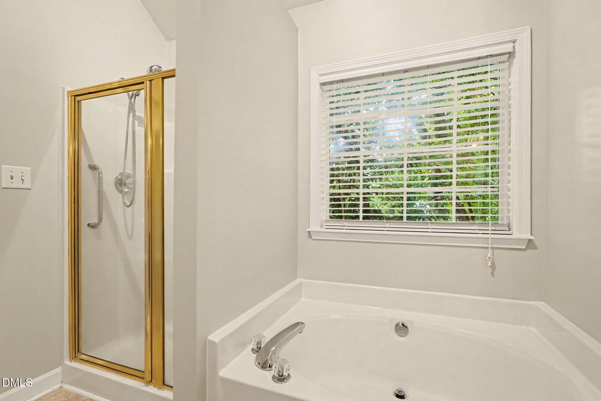 3020 Englefield Drive Property Photo 28