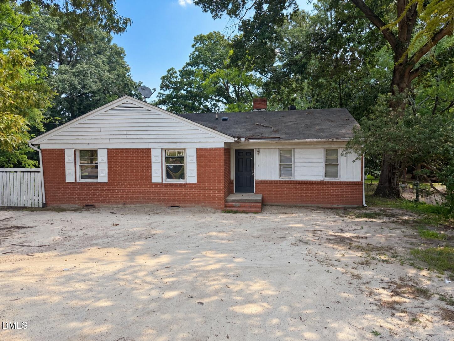 645 Sunnybrook Road Property Photo 3