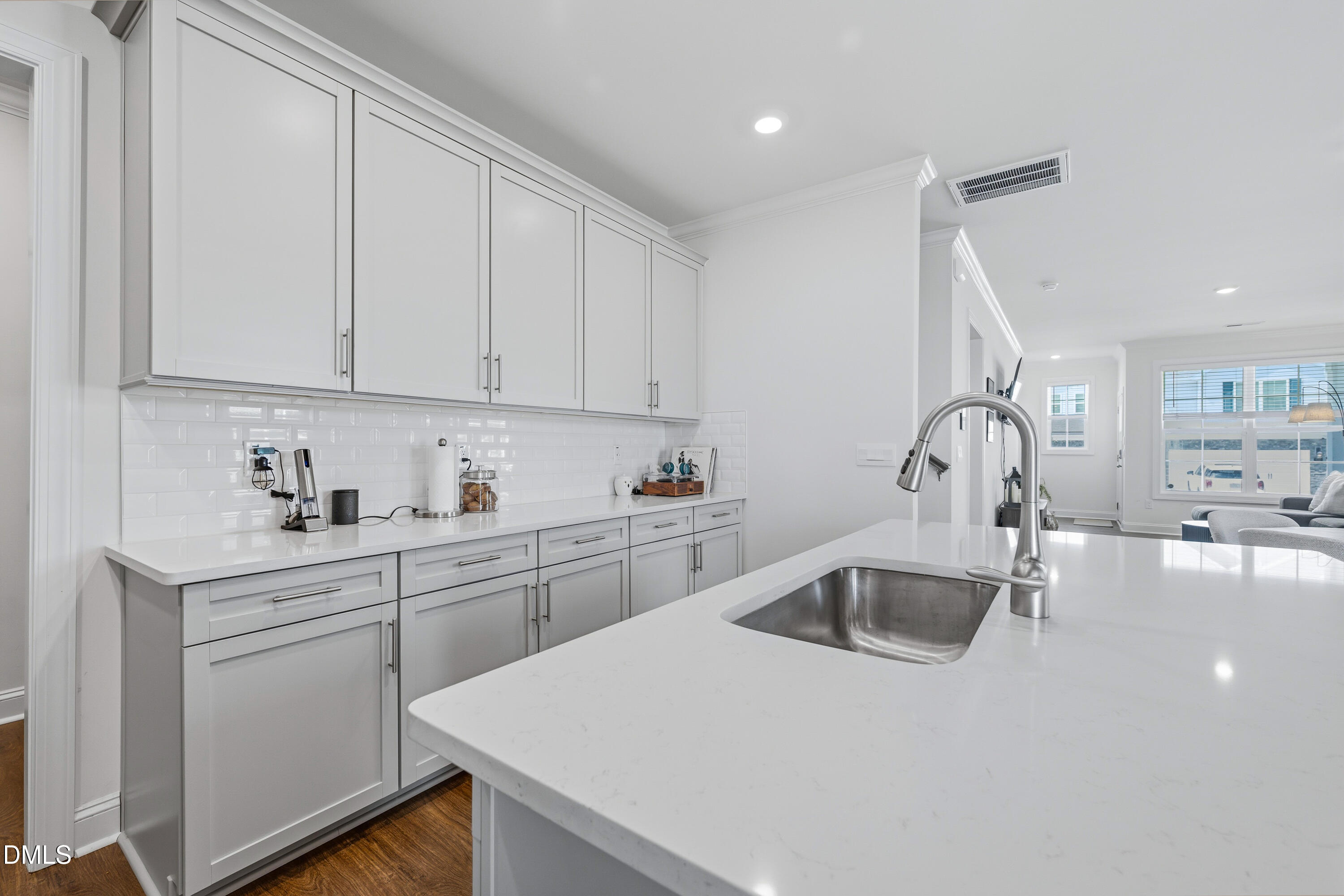 735 Andrade Drive Property Photo 18