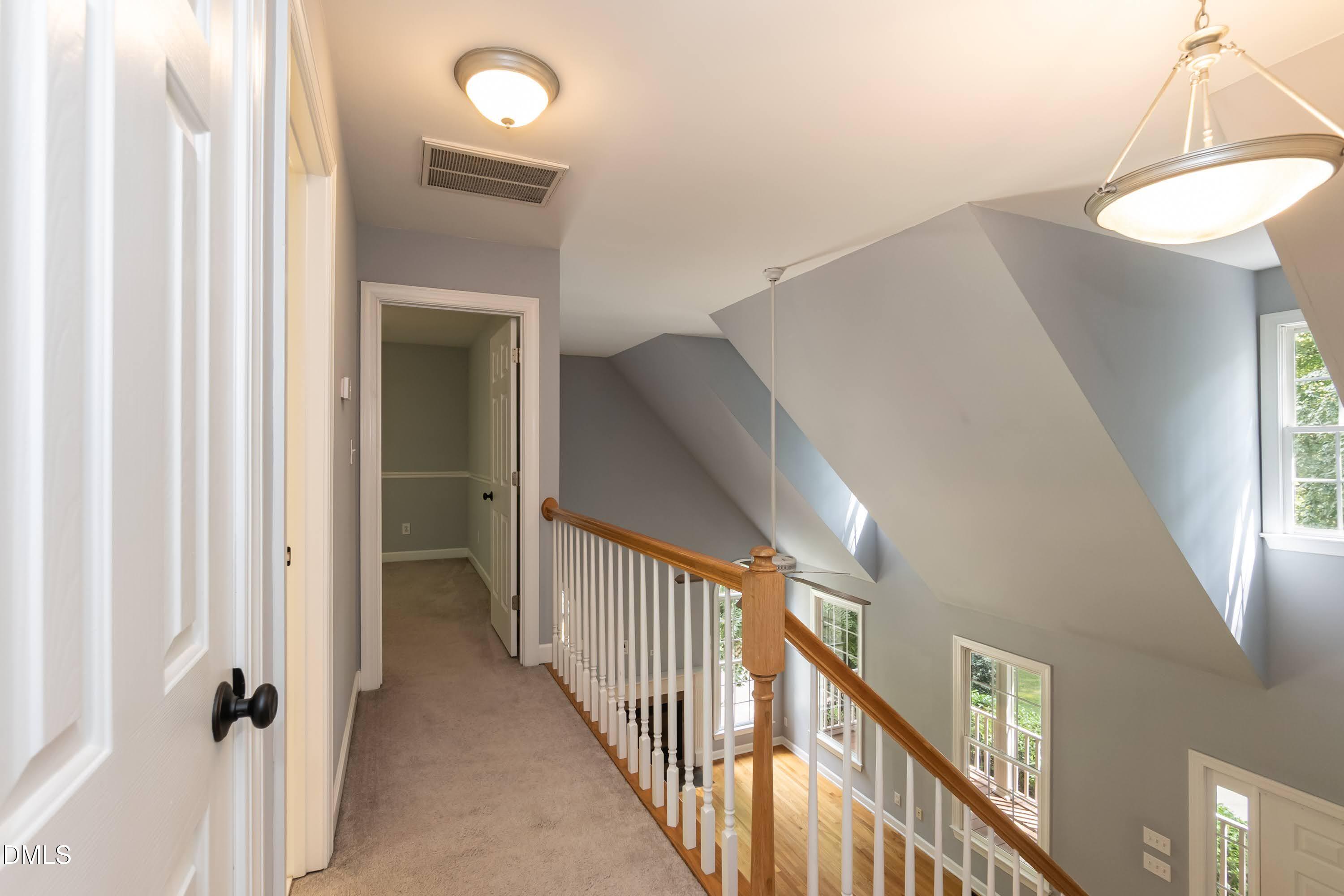 300 Cardinal Crest Lane Property Photo 21