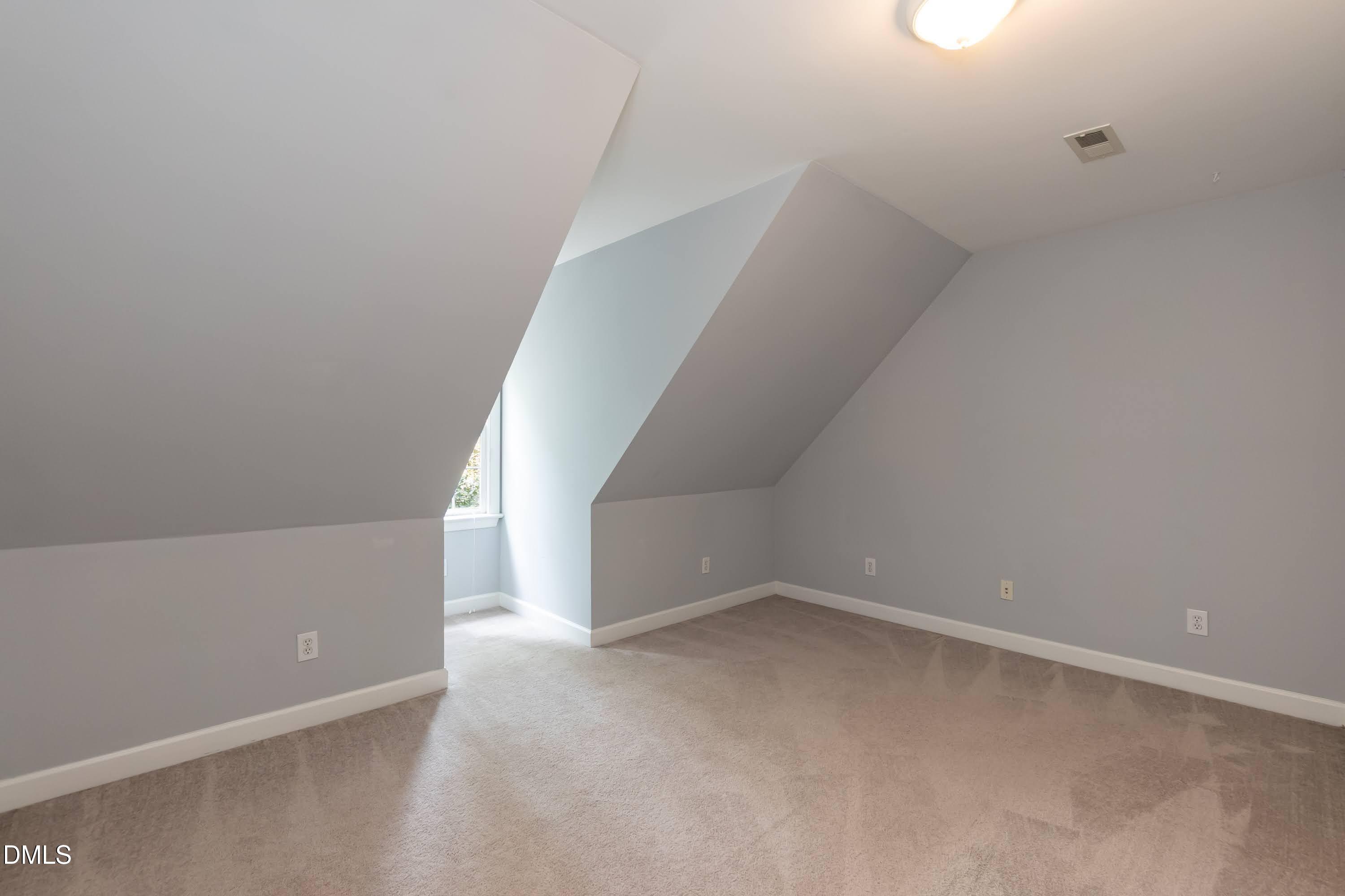 300 Cardinal Crest Lane Property Photo 22