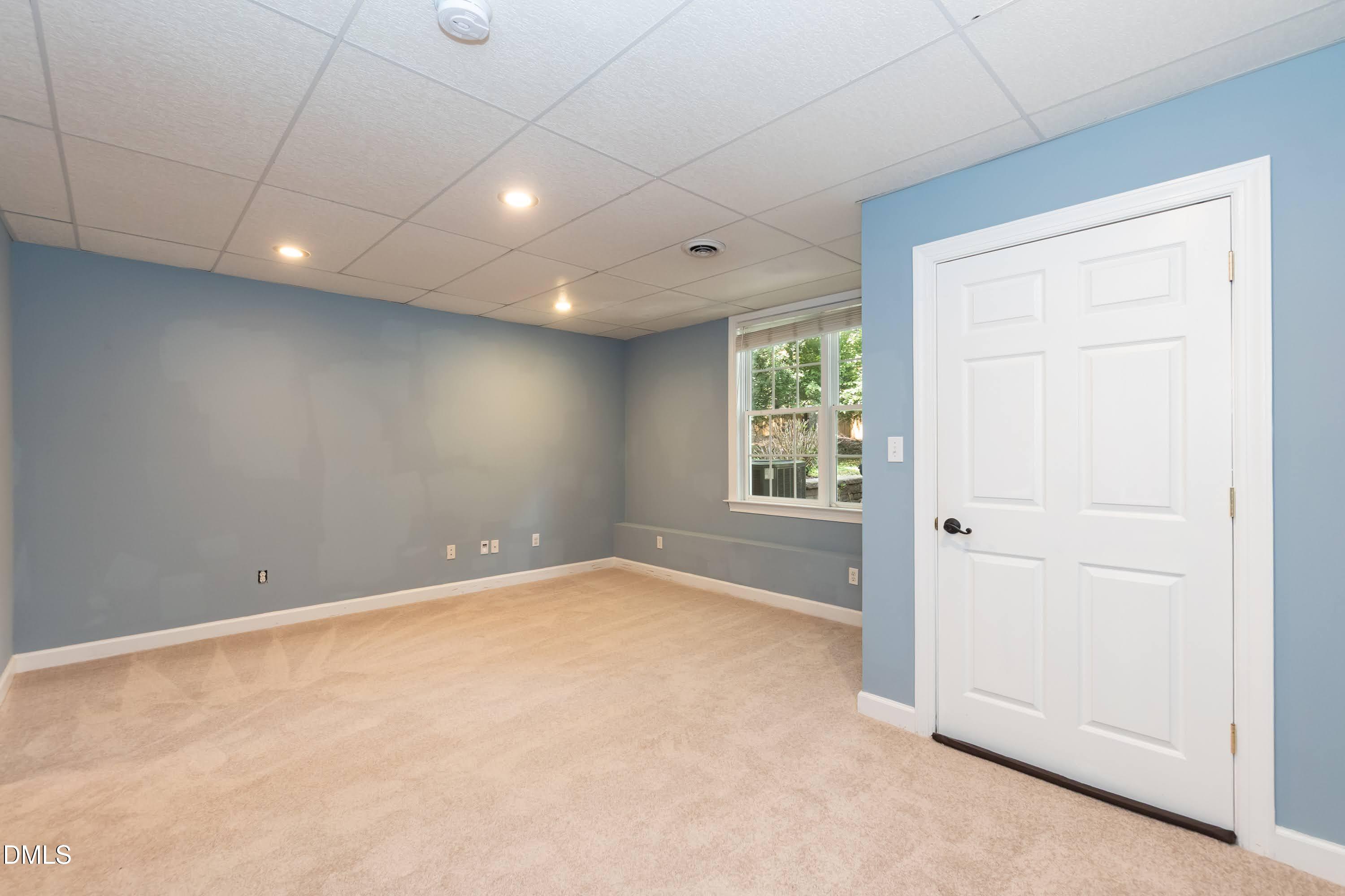 300 Cardinal Crest Lane Property Photo 28