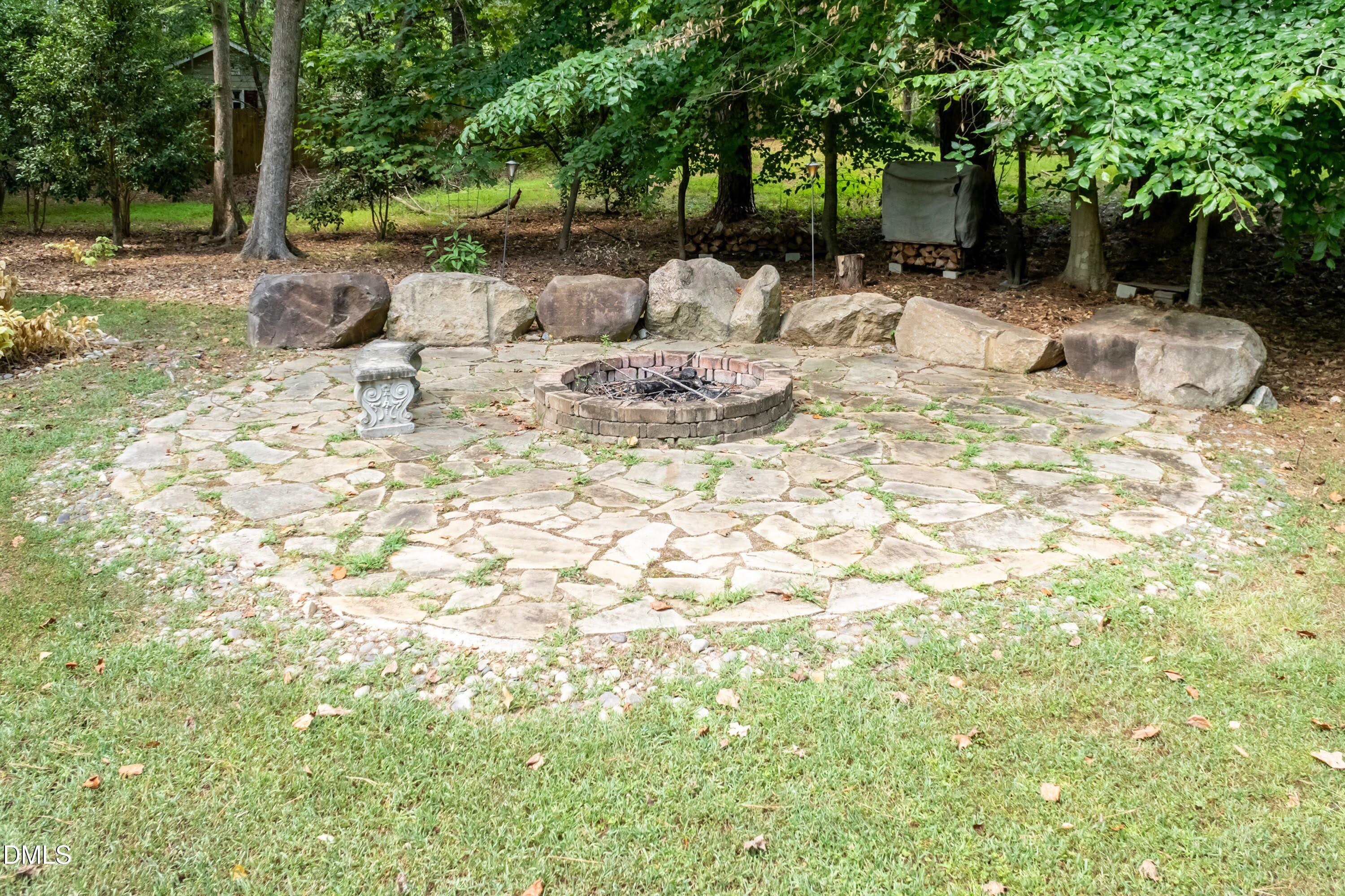 300 Cardinal Crest Lane Property Photo 36
