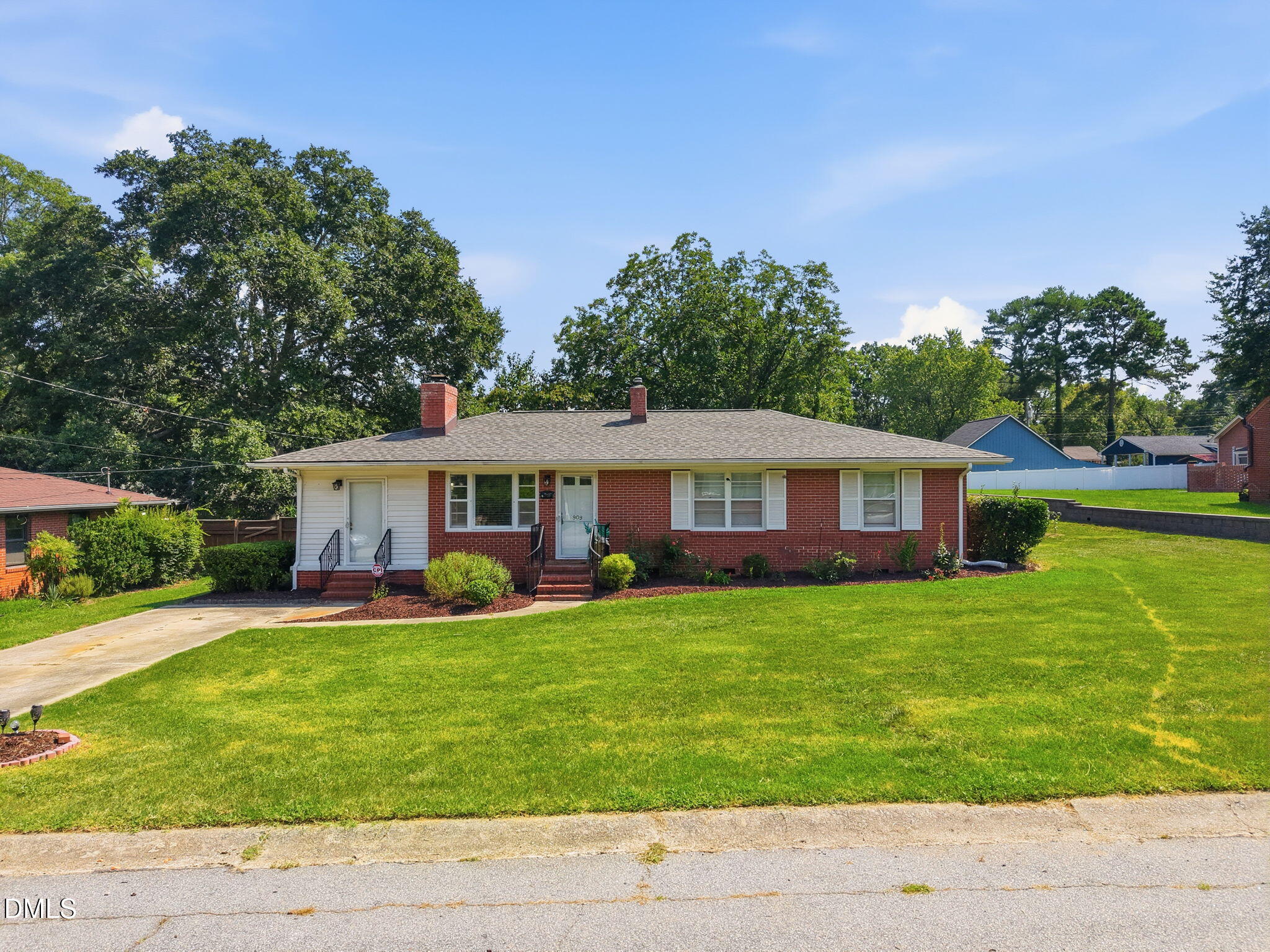 909 Brooks Avenue Property Photo 3