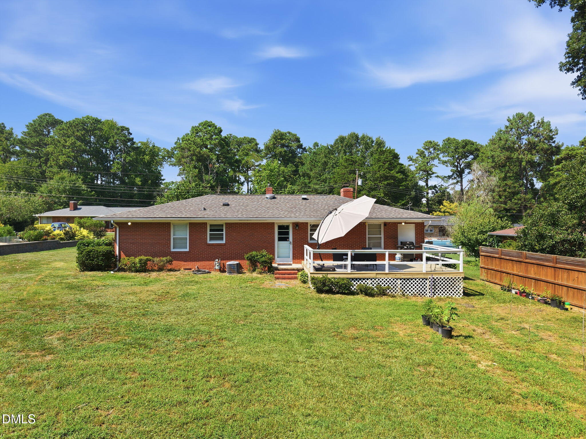 909 Brooks Avenue Property Photo 6
