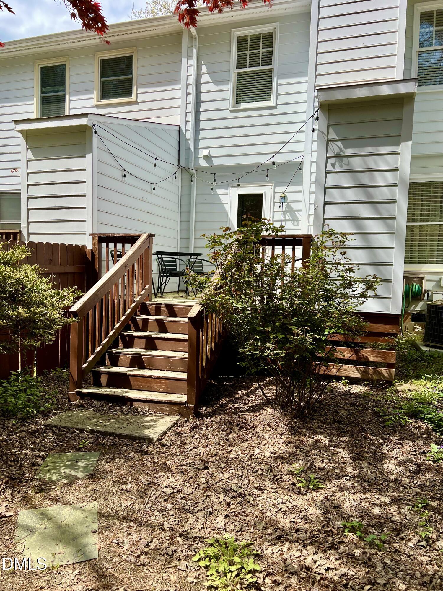 631 Middleton Avenue Property Photo 16