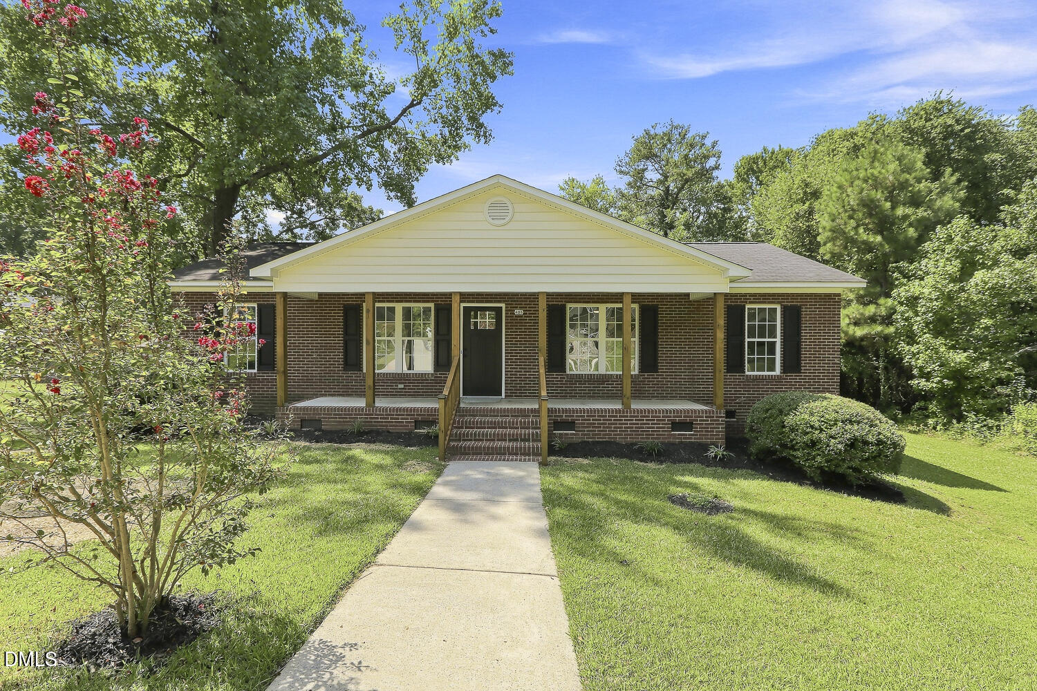 408 Crestview Street Property Photo 1