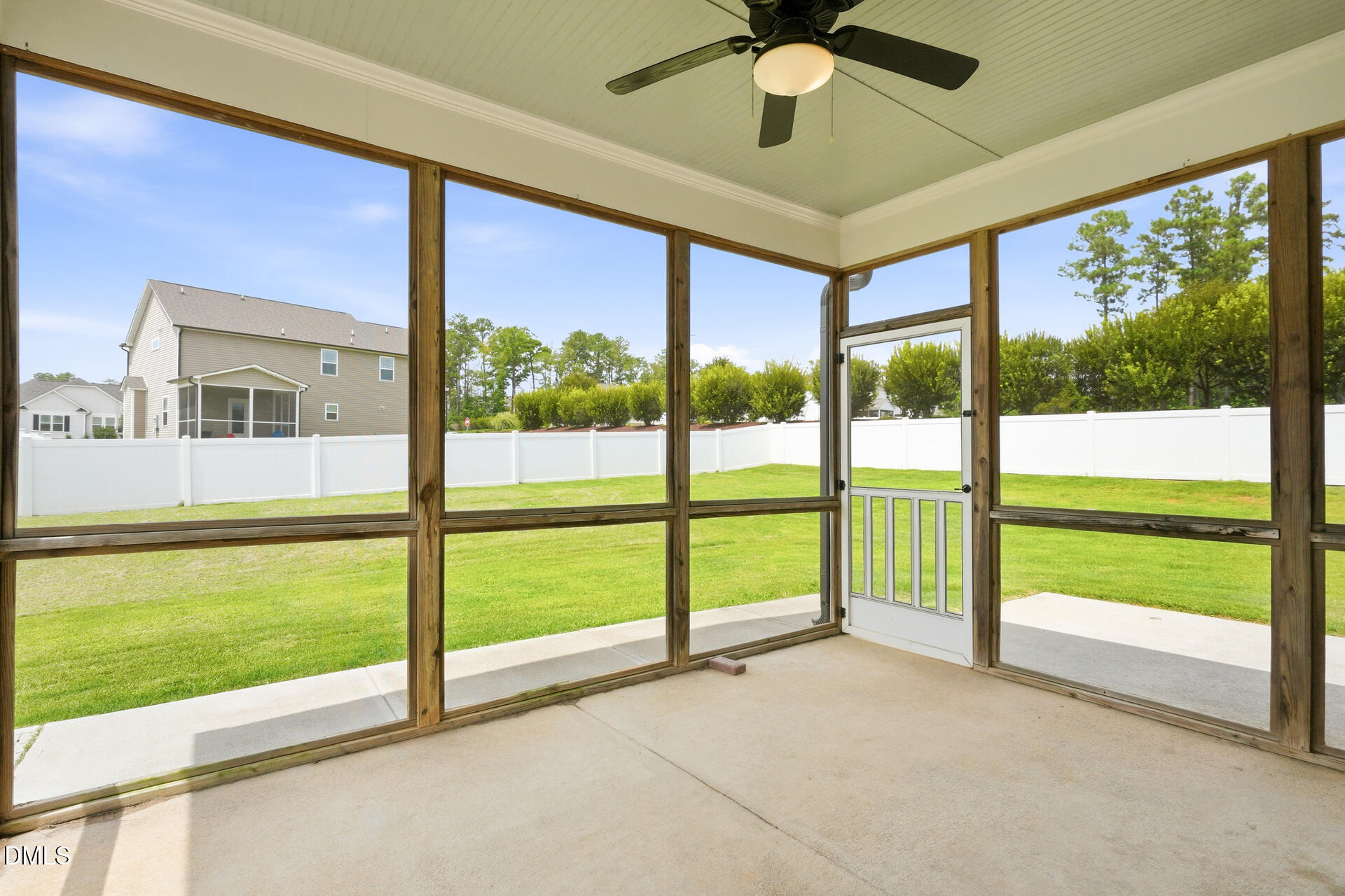 14 Lockhaven Drive Property Photo 9