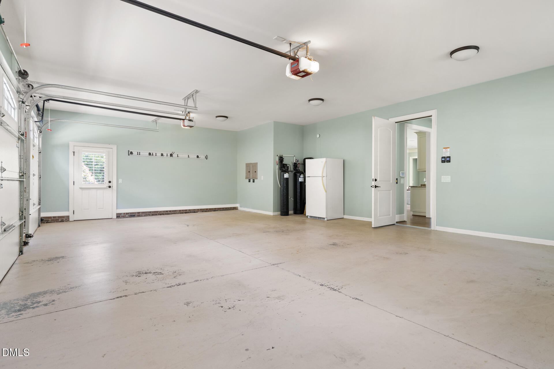 67 Rolling Woods Court Property Photo 40