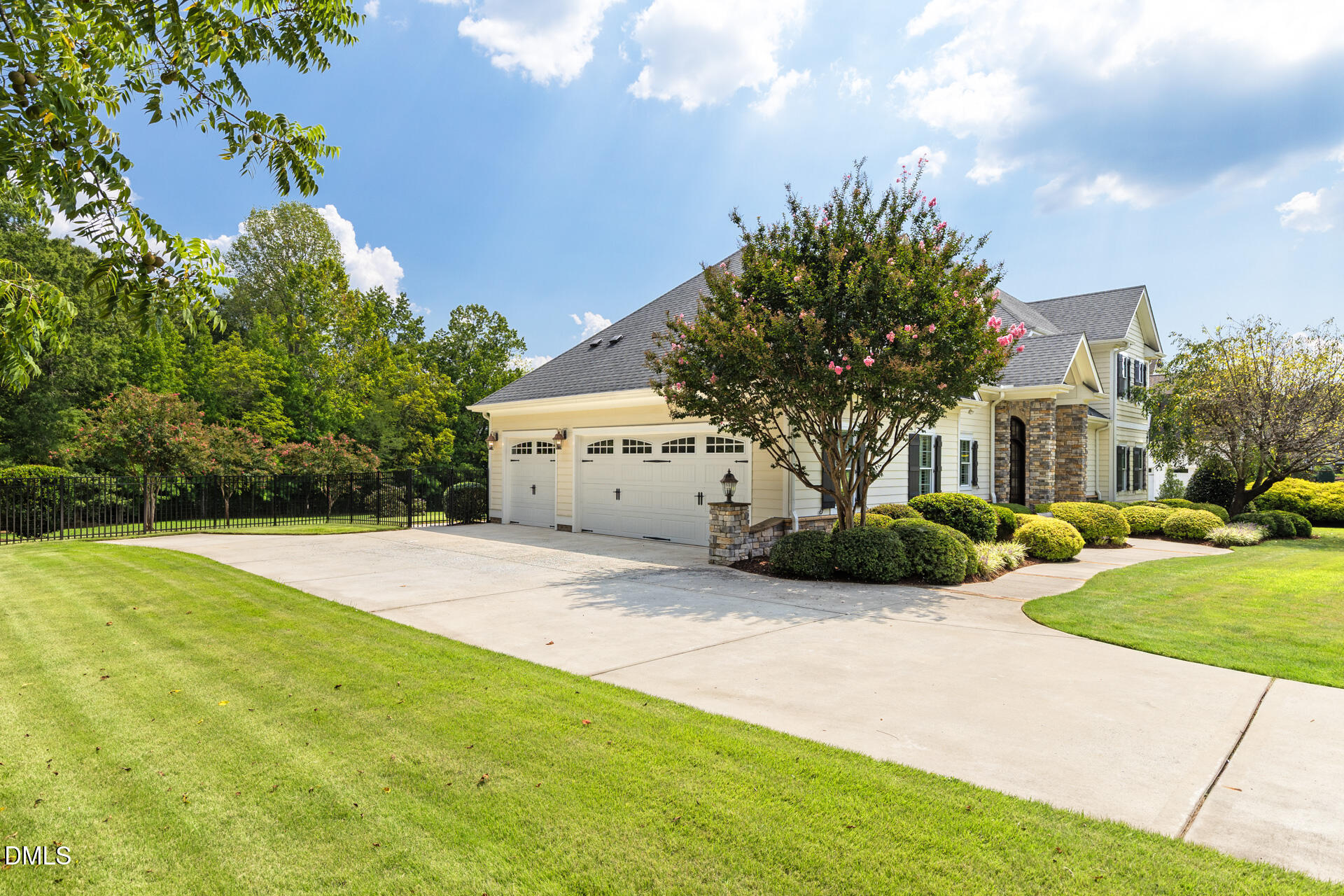67 Rolling Woods Court Property Photo 42