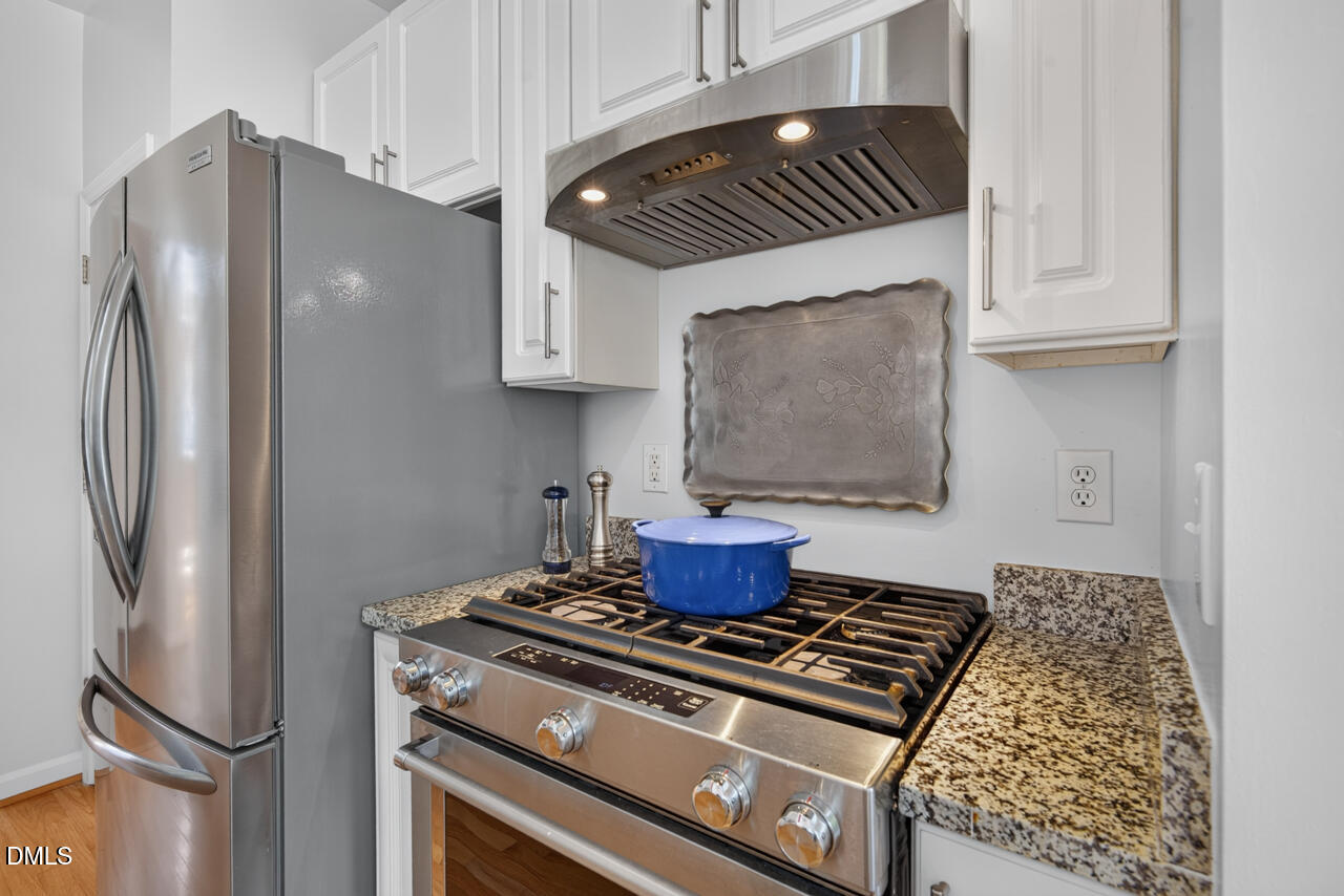 8011 Chatsworth Way Property Photo 16