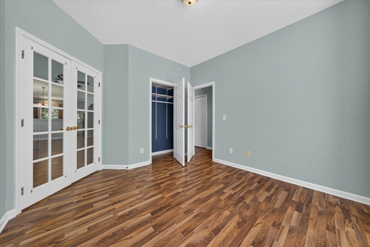 5045 Delta Lake Drive Property Photo 9