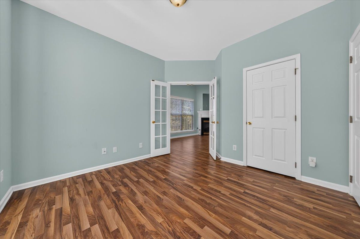 5045 Delta Lake Drive Property Photo 10