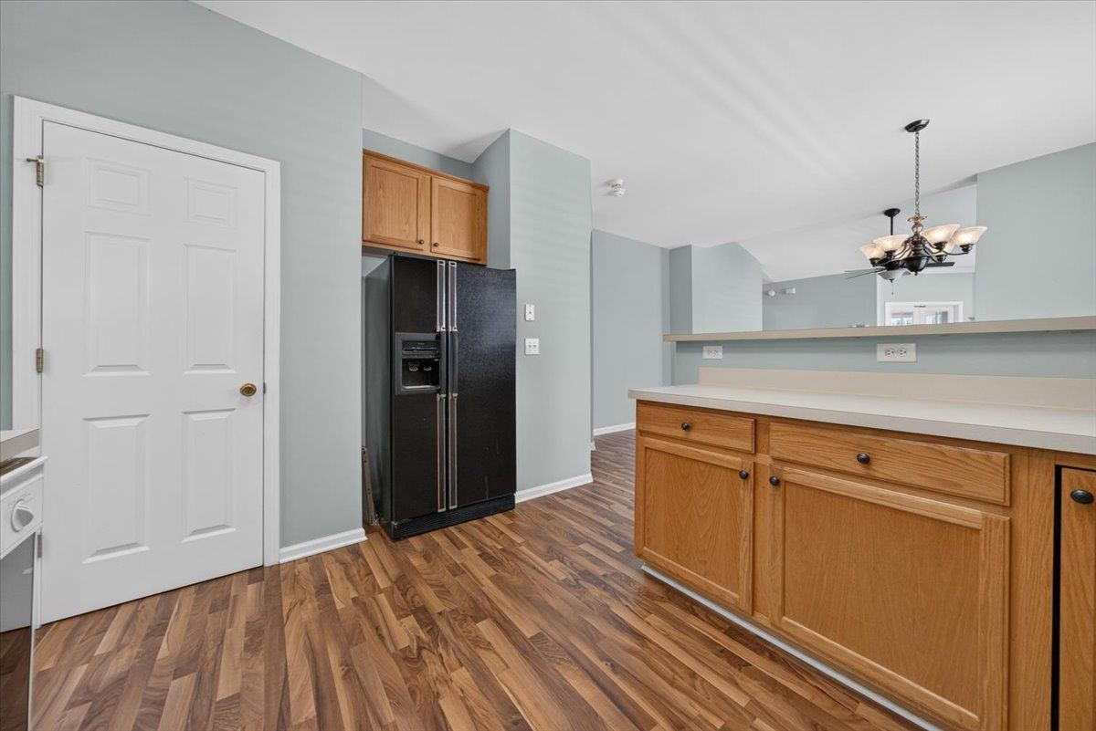 5045 Delta Lake Drive Property Photo 18