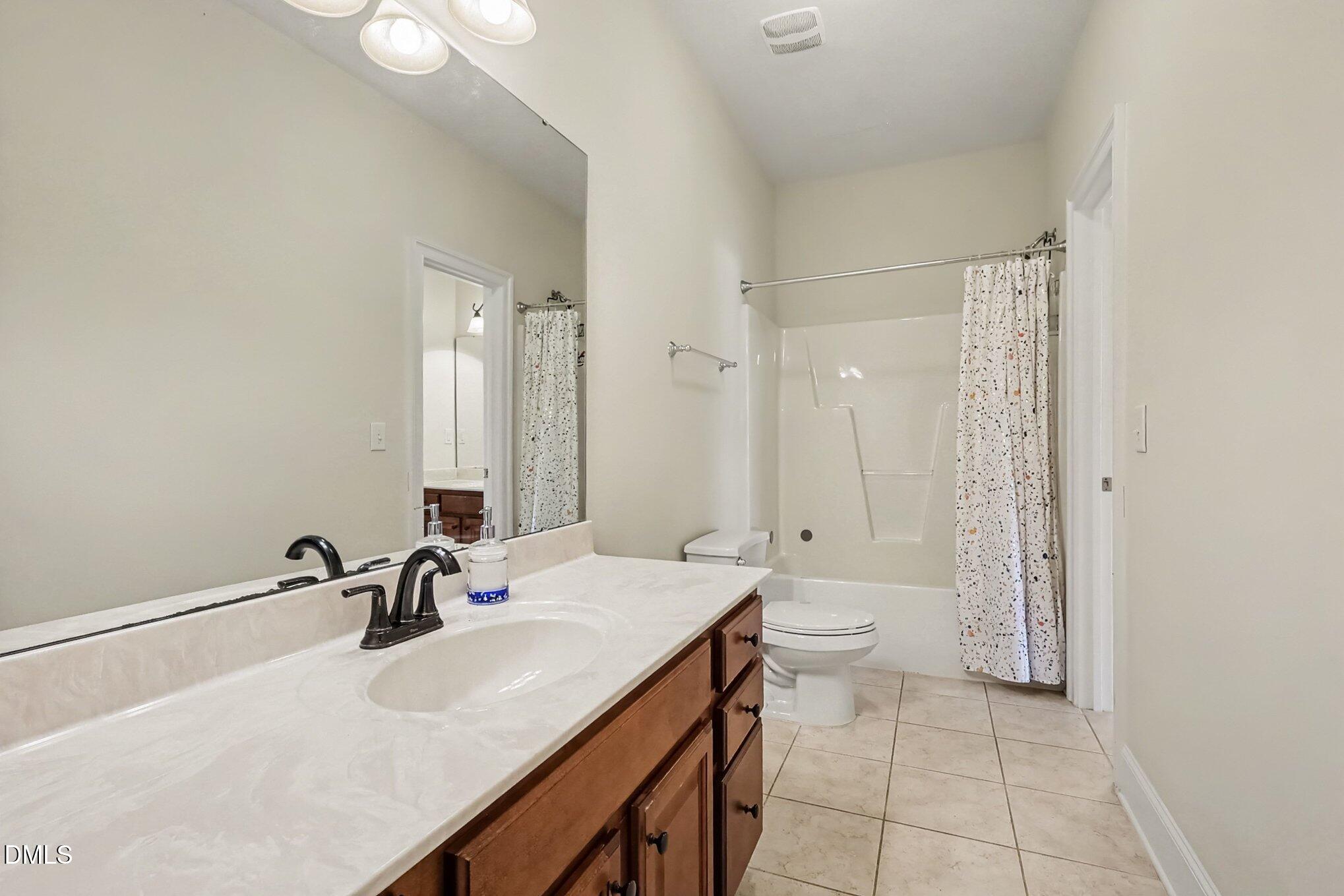 520 Findhorn Lane Property Photo 26