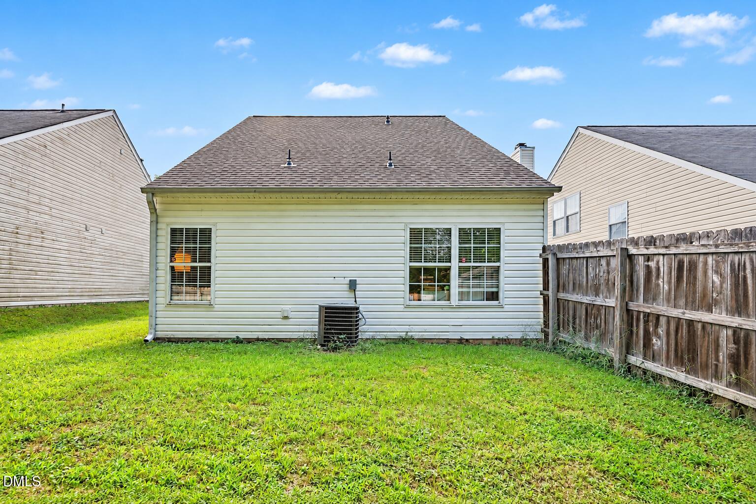1628 Beacon Village Drive Property Photo 13