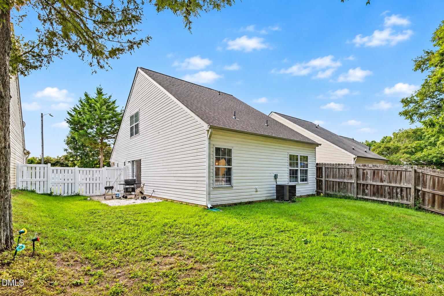 1628 Beacon Village Drive Property Photo 14