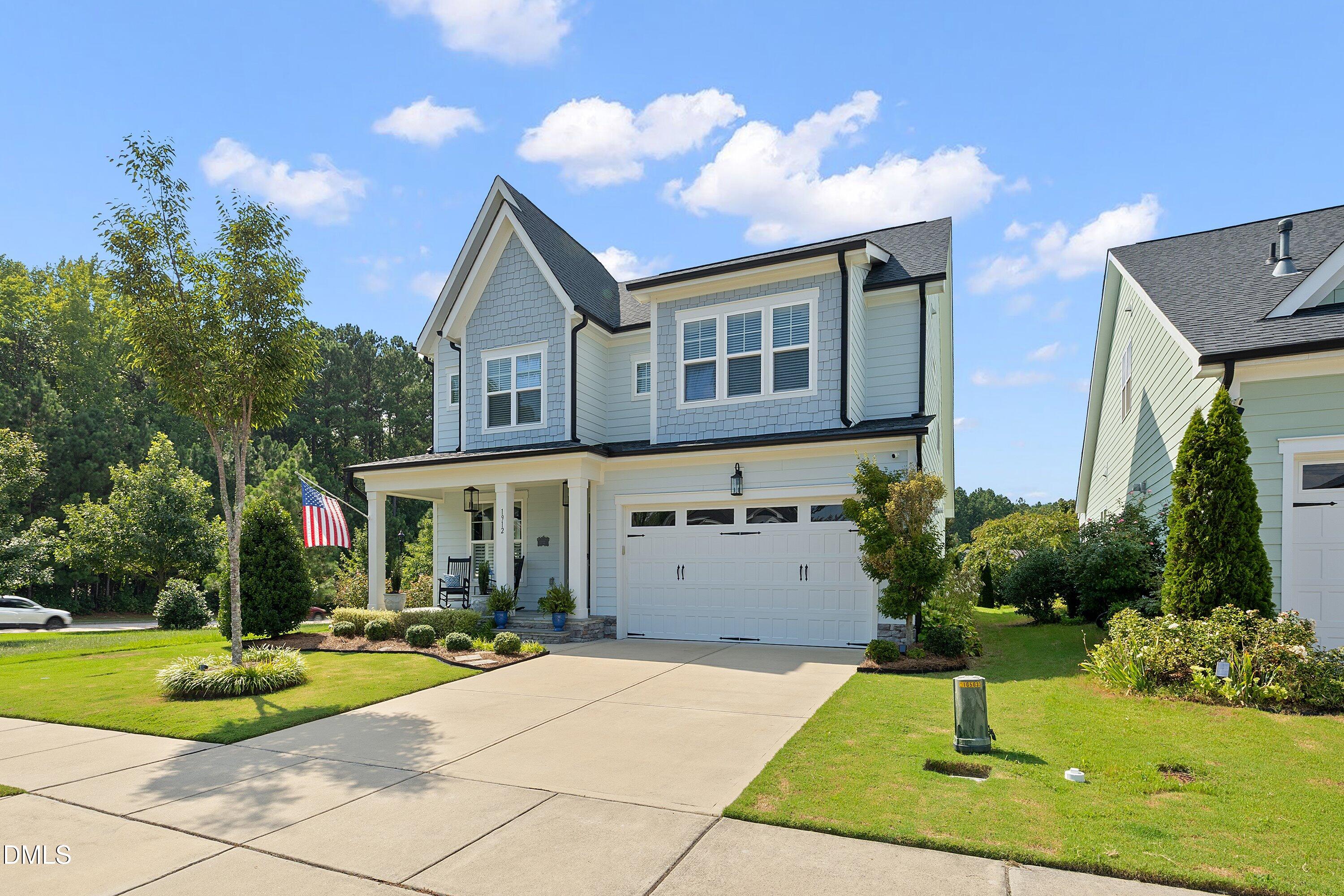 1912 Cypress Cove Drive Property Photo 2