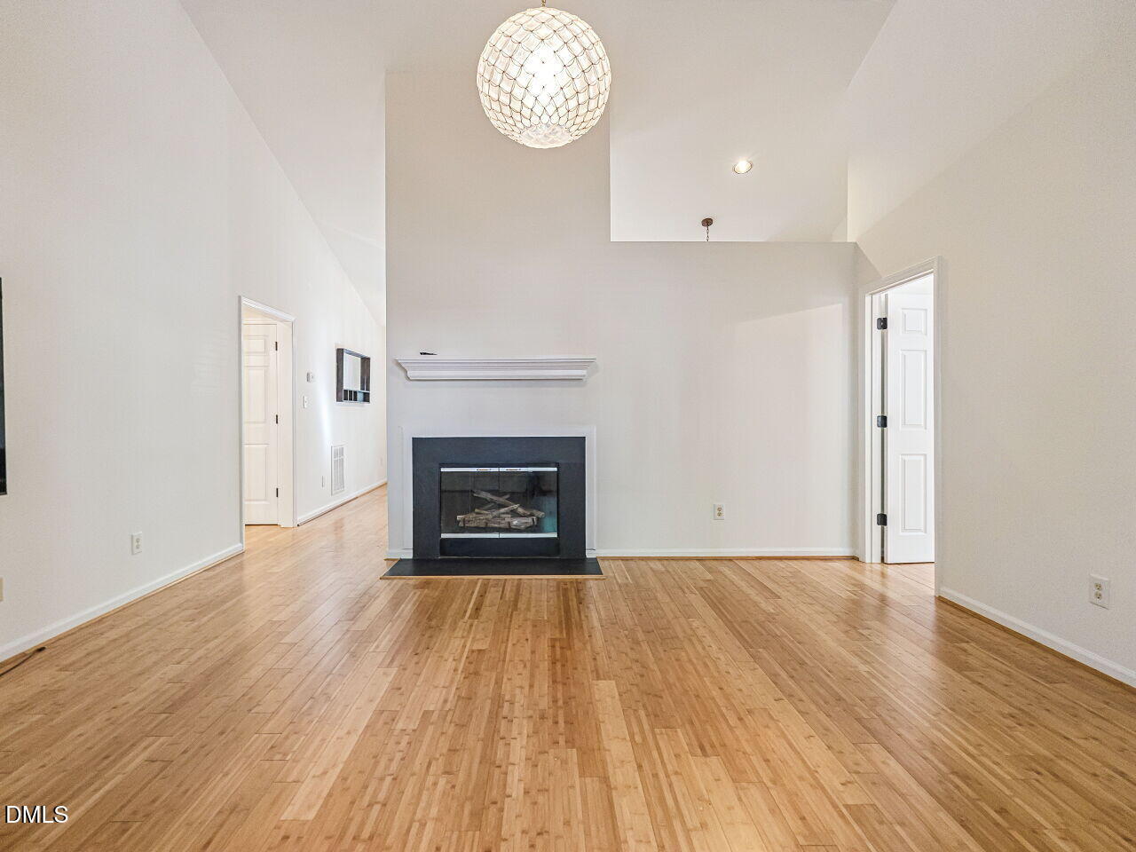108 Carrousel Lane Property Photo 7